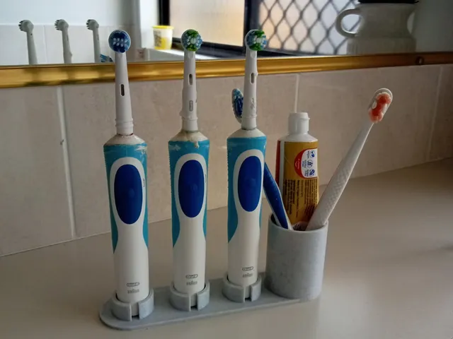 3-Slot Electric Toothbrush Holder - with Cup
