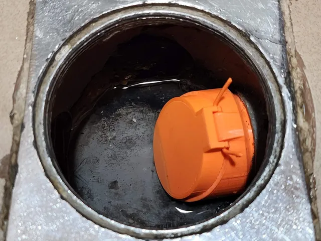 Backwater (check) valve for small house pipes (2" / 50mm)