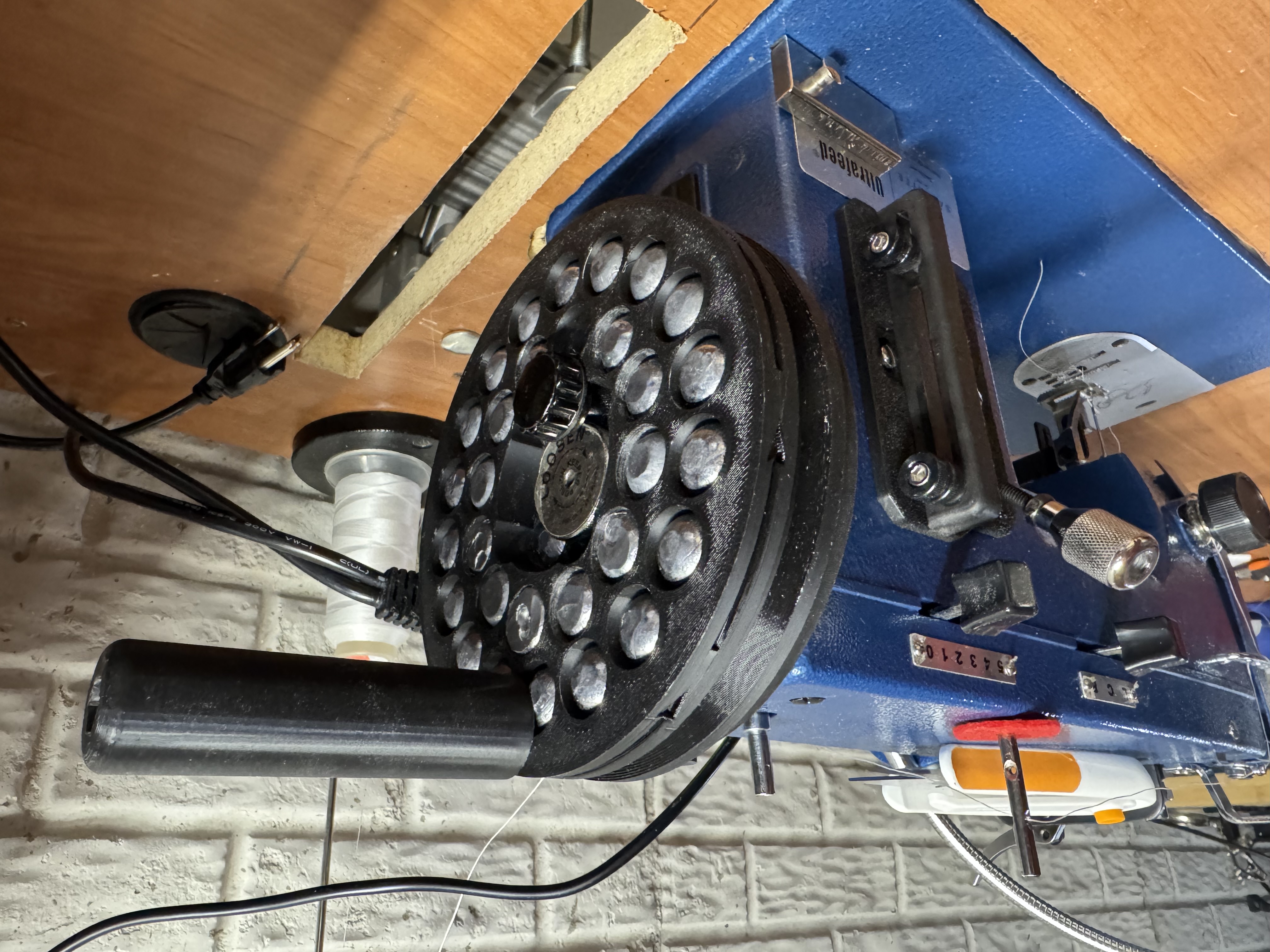 Sailrite LZS-1 Wheel and Handle