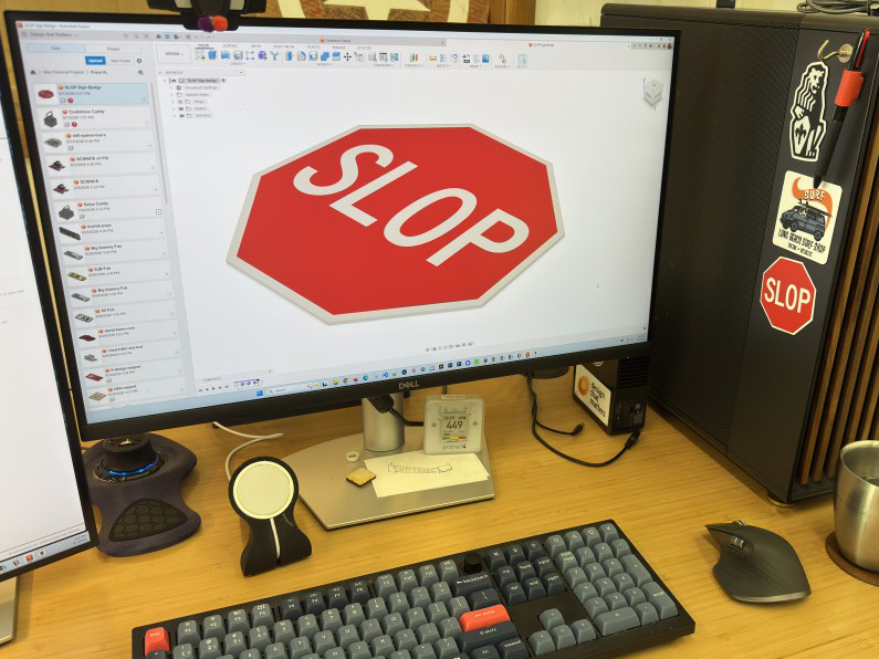 STOP SLOP badge/magnet for multicolor