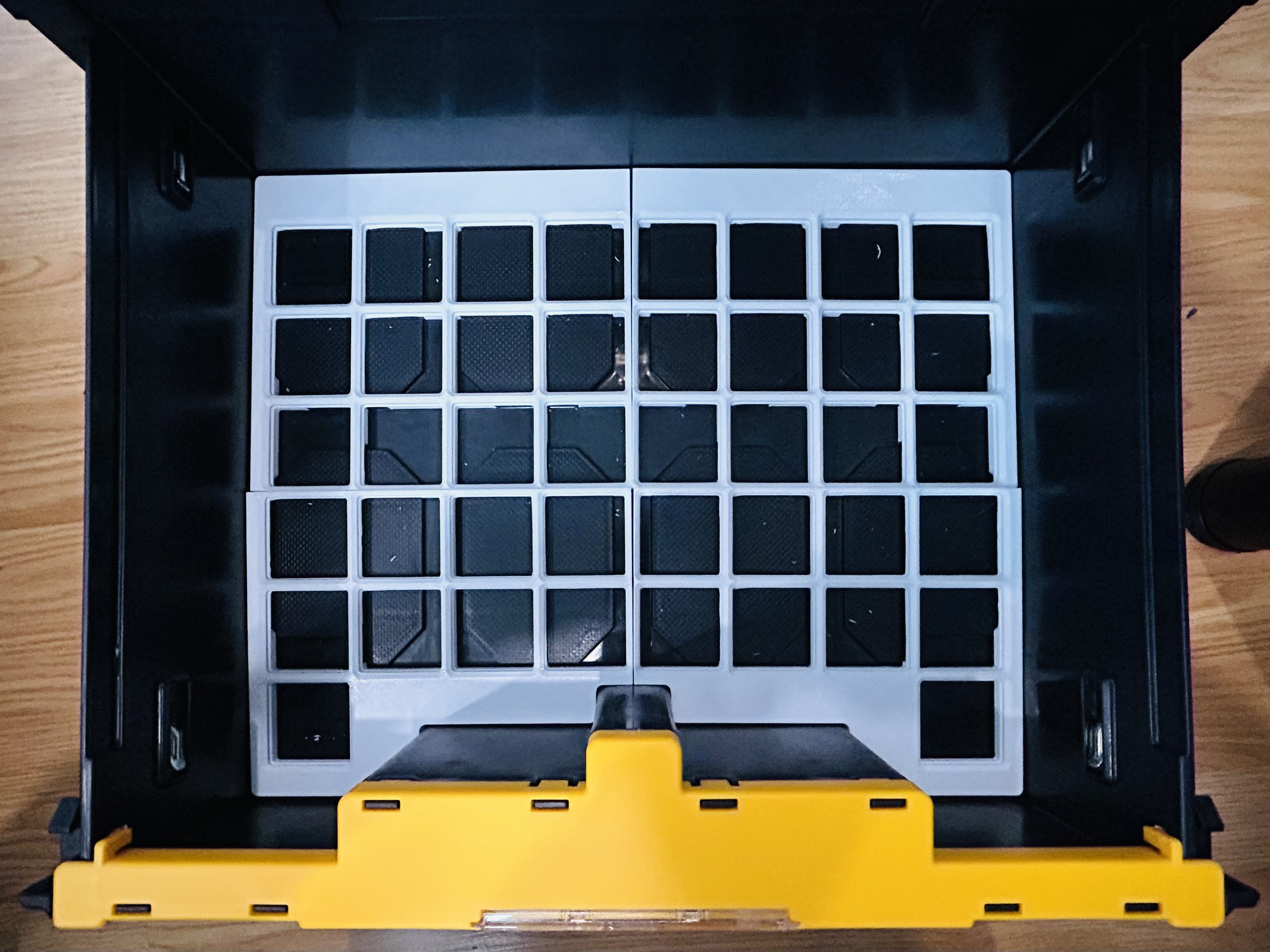 TStak Deep Drawer Gridfinity Insert, cut in 4 parts - less filament needed
