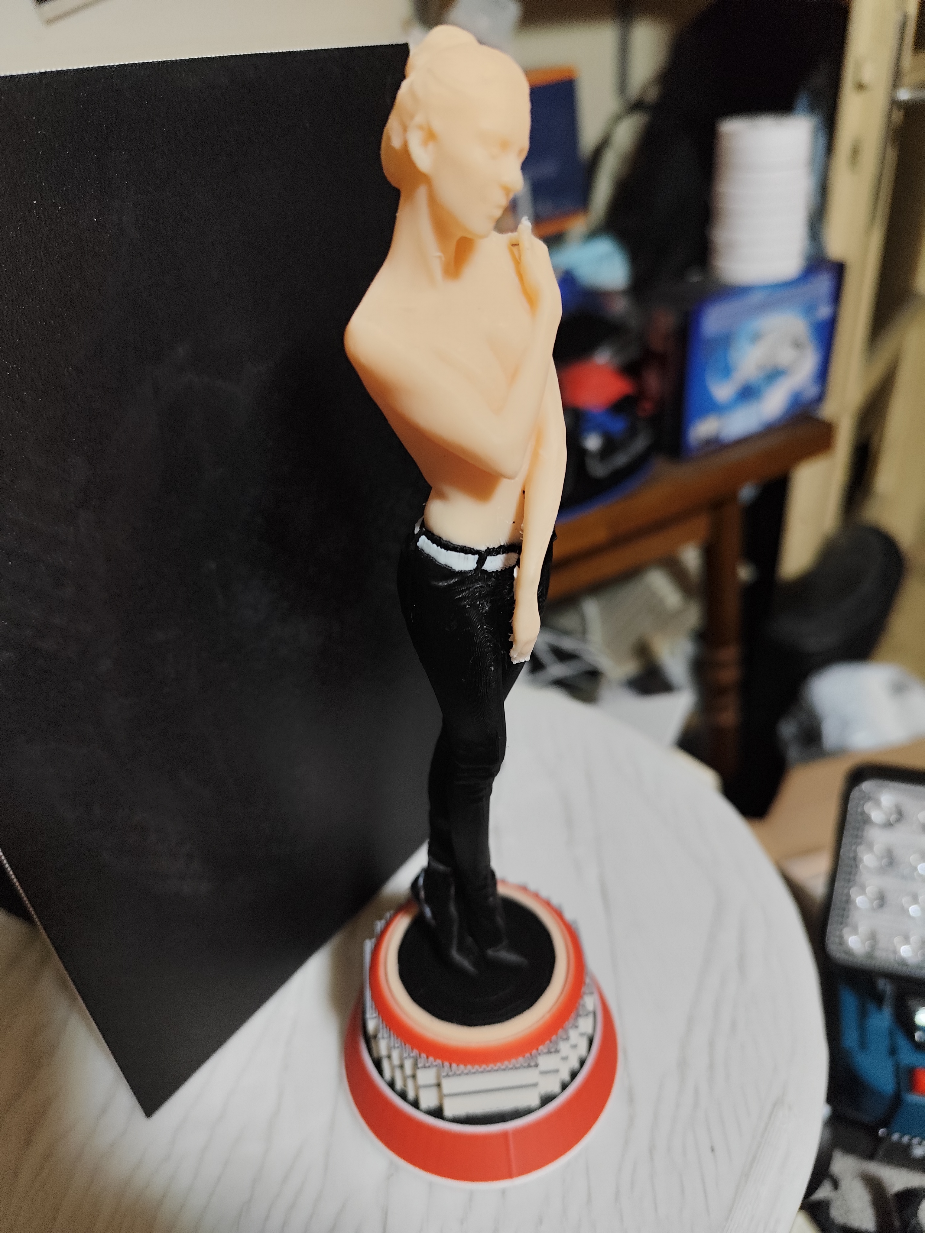 shy girl statue