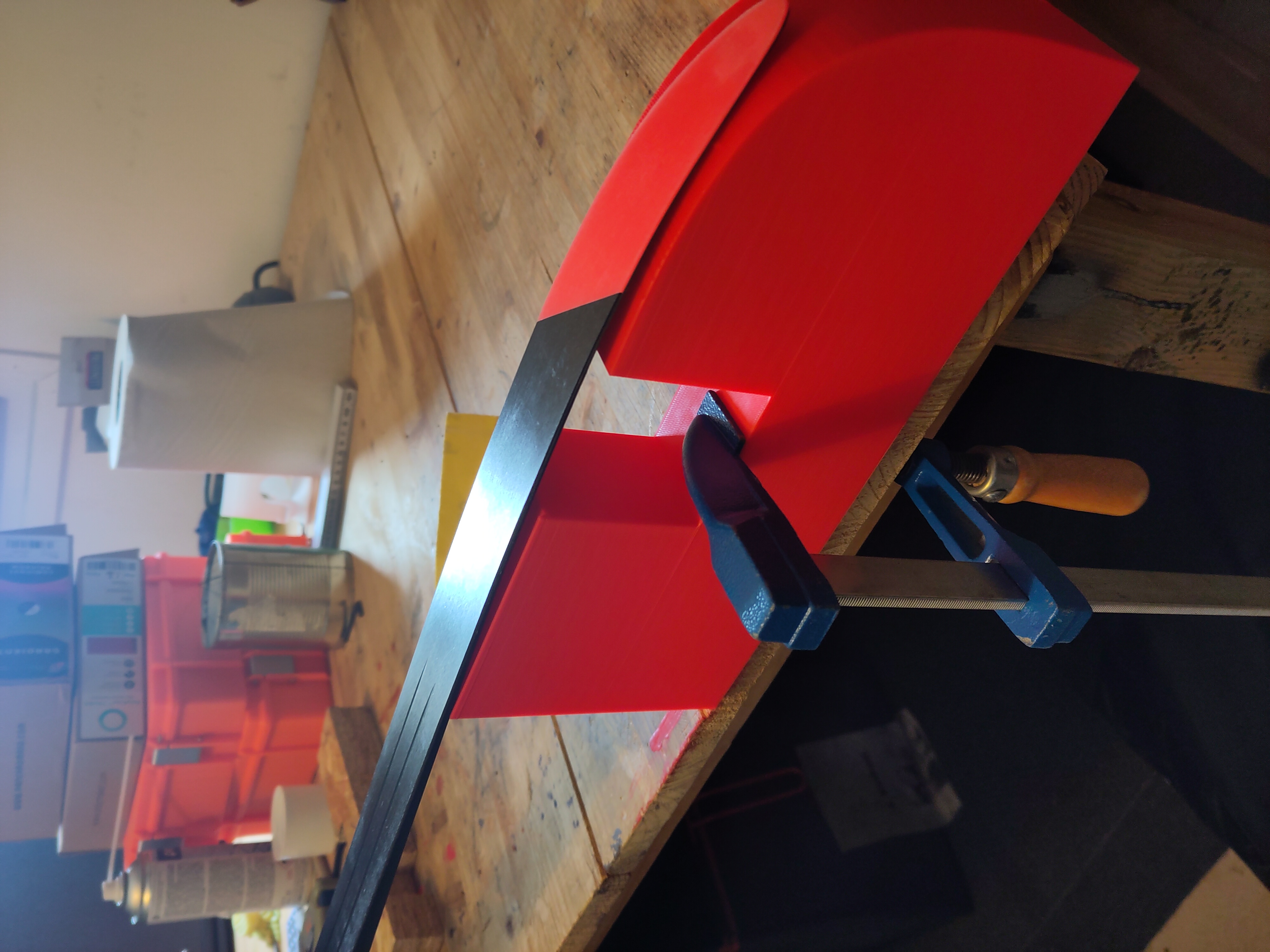 Nordic ski wax bench