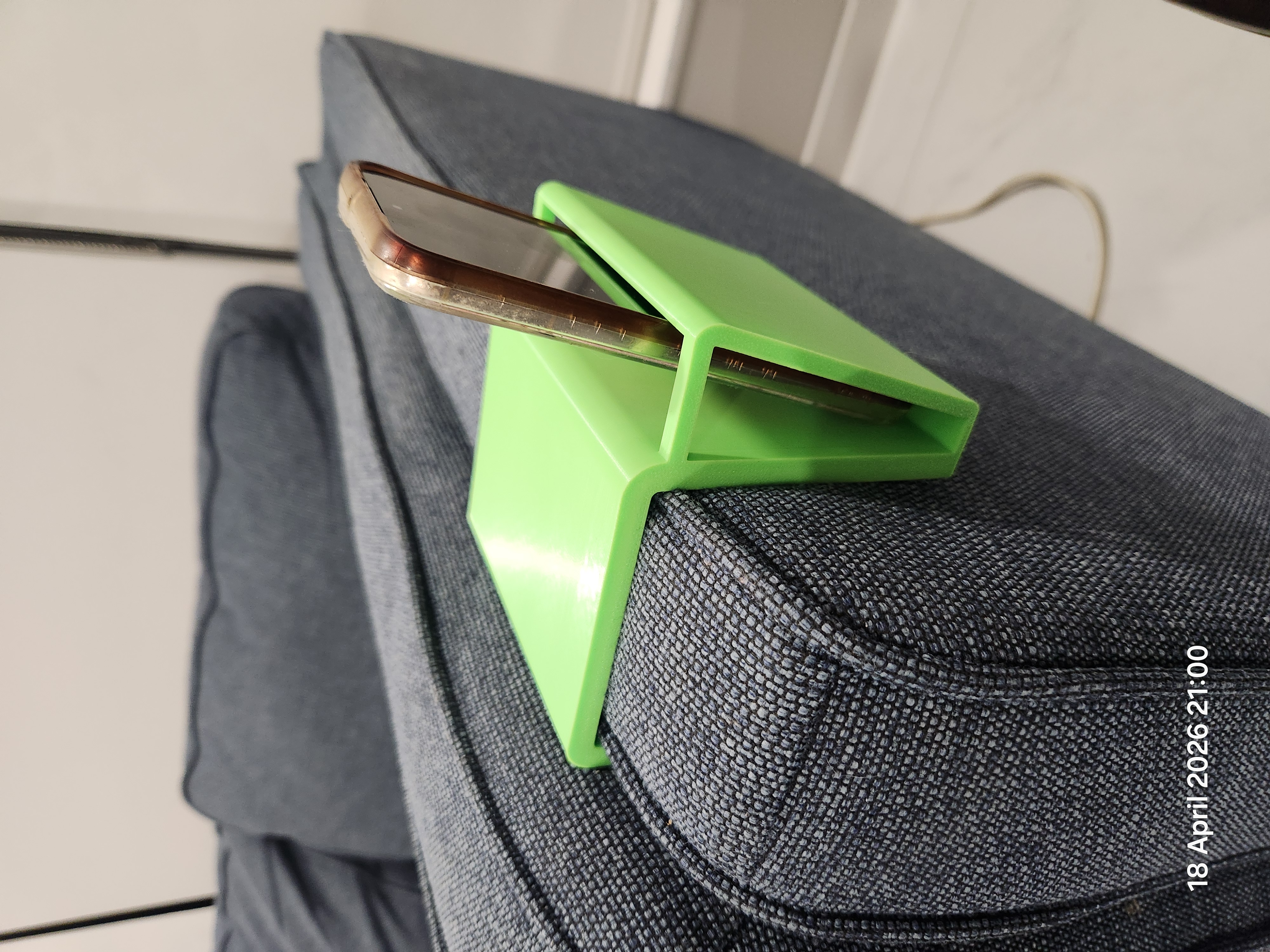 Couch Side Table - Version 2 — thumbnail 7