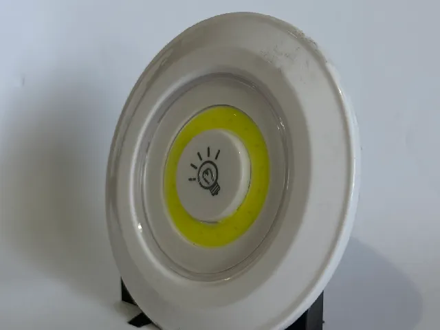 Mini photobooth for A4 paper and Pucklight holder