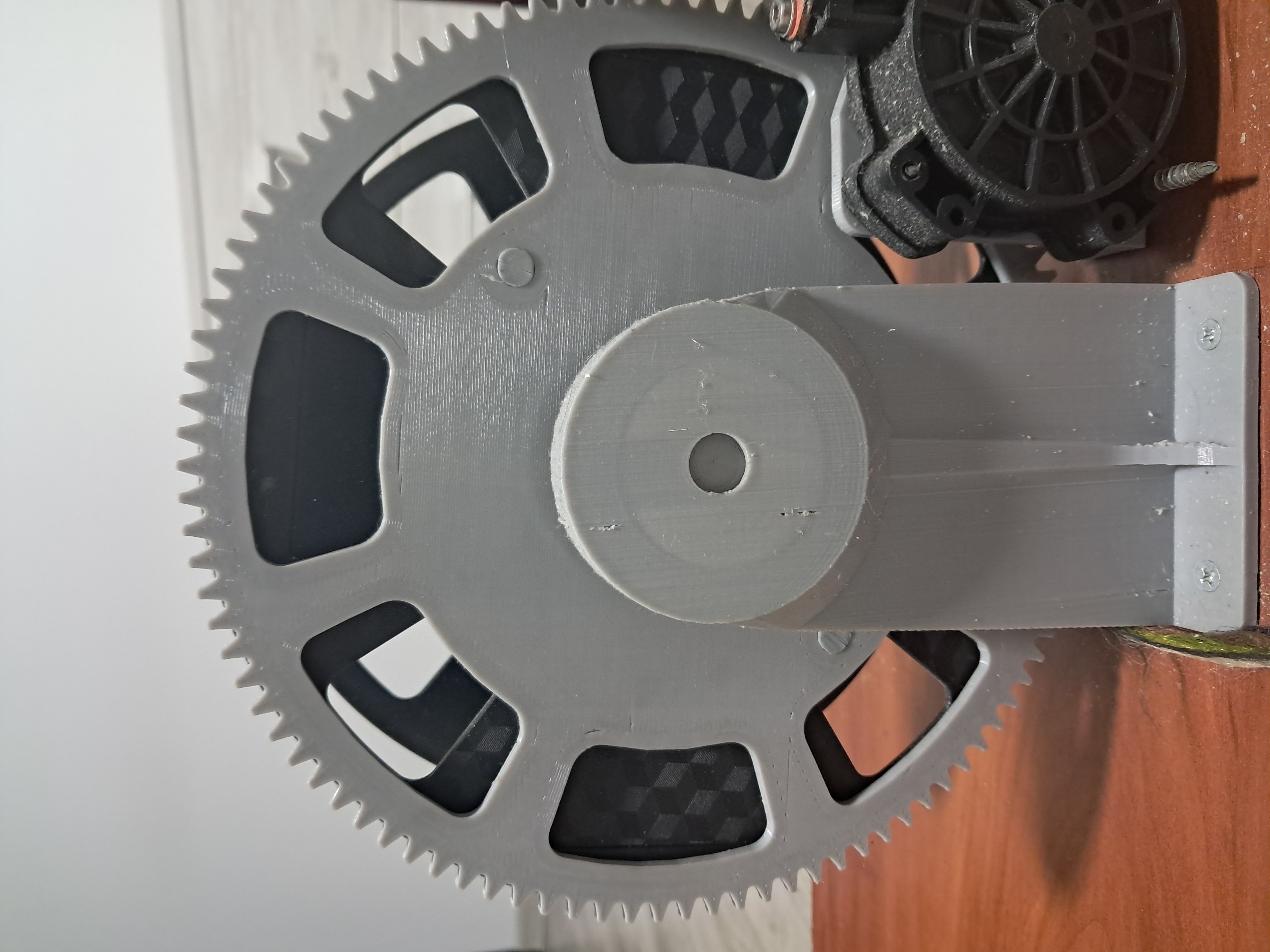 Gear for plastic reel