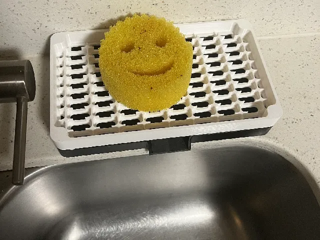 (Yet another) Self draining sponge/soap holder