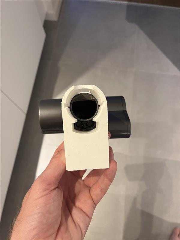 Dyson V8 Absolute+ double accessory wall-mount — miniatura 3