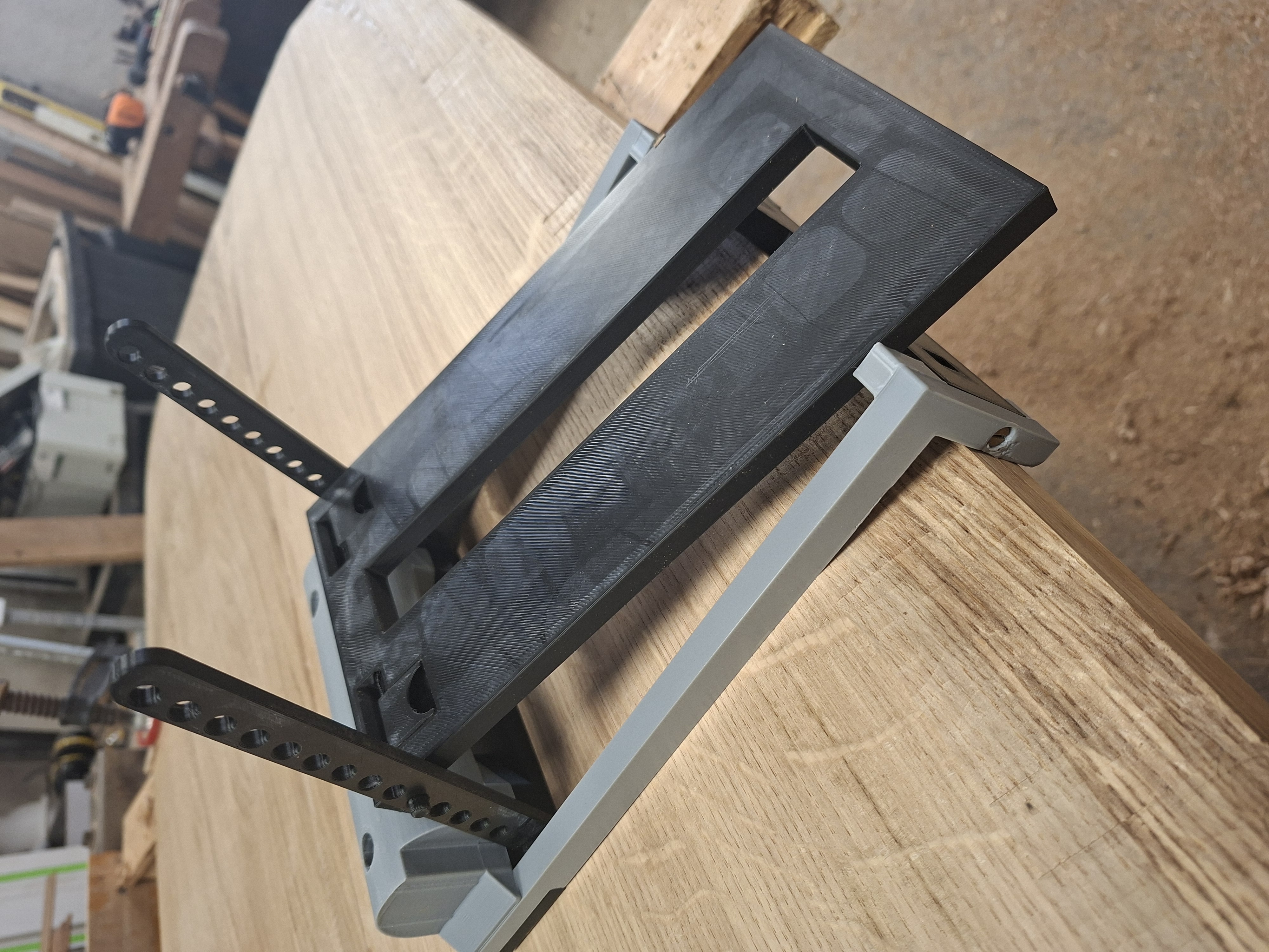 Adjustable chamfer Jig