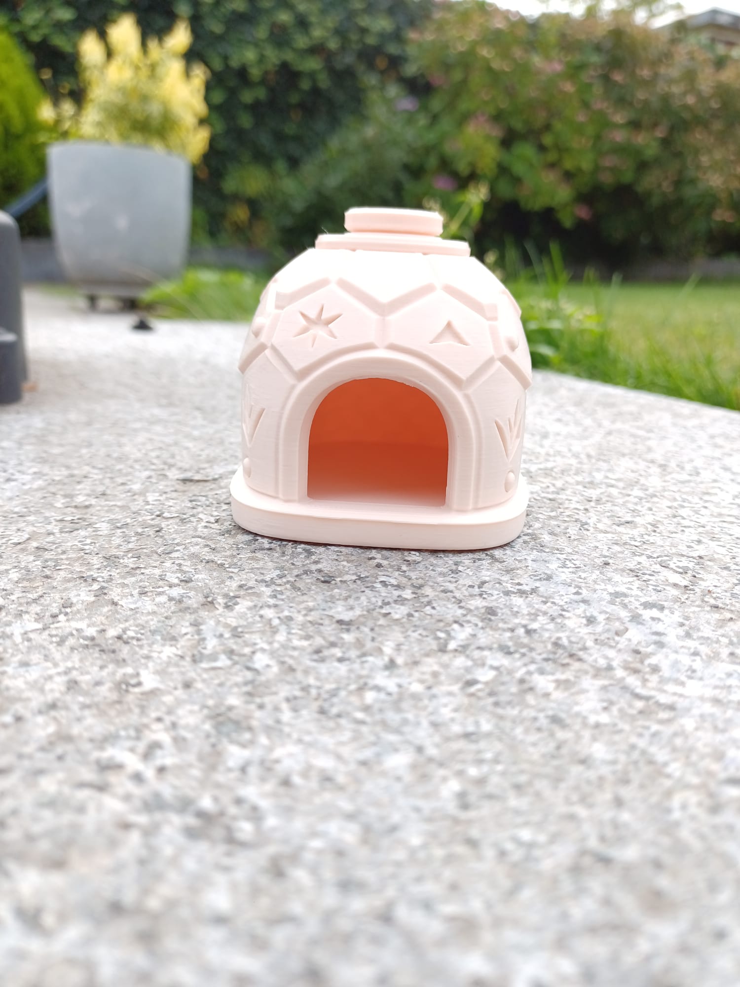 Dungeon Dome for Spiders, Geckos & other Sneaky Noodles