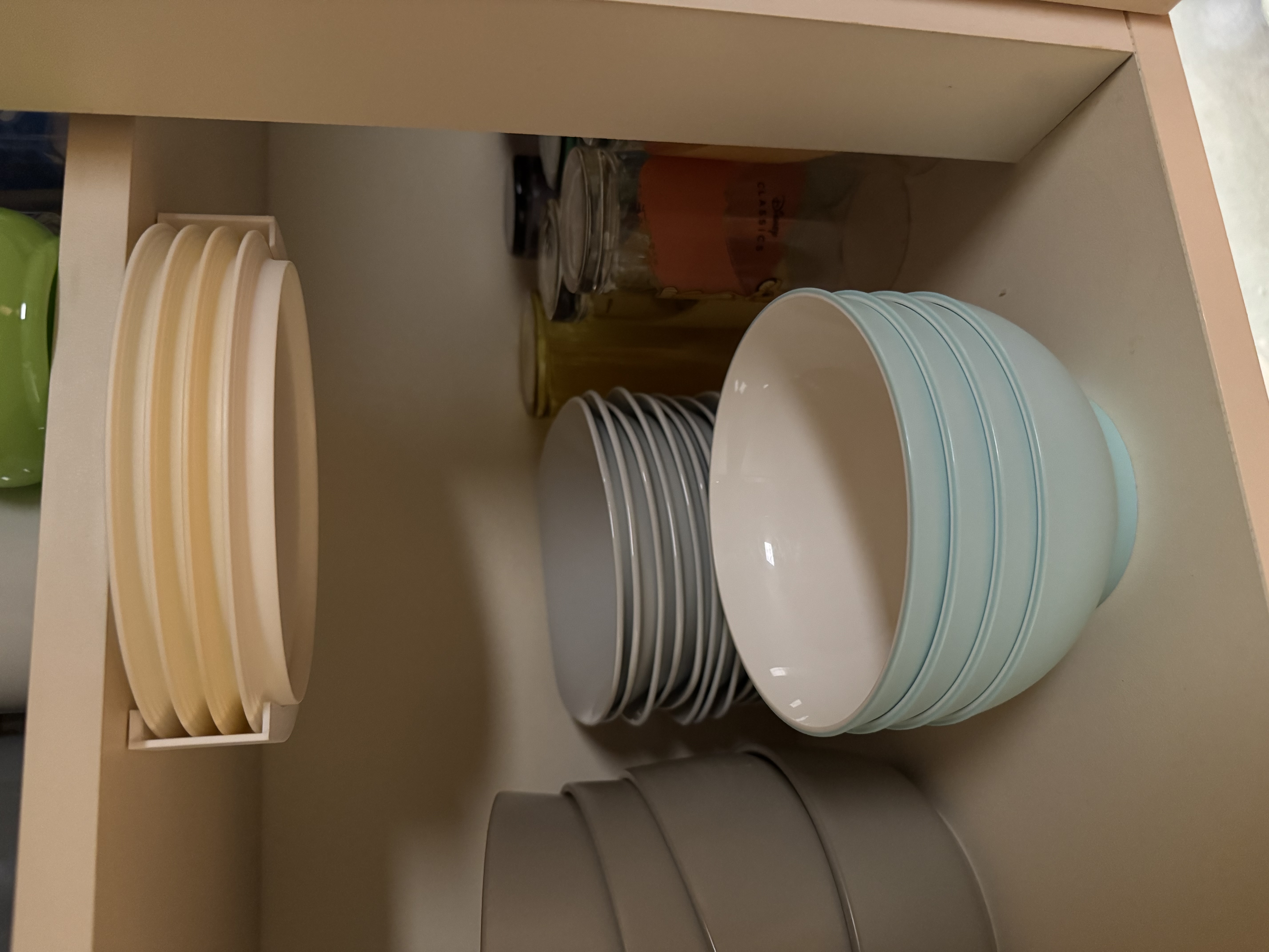 Tupperware Lid Holder