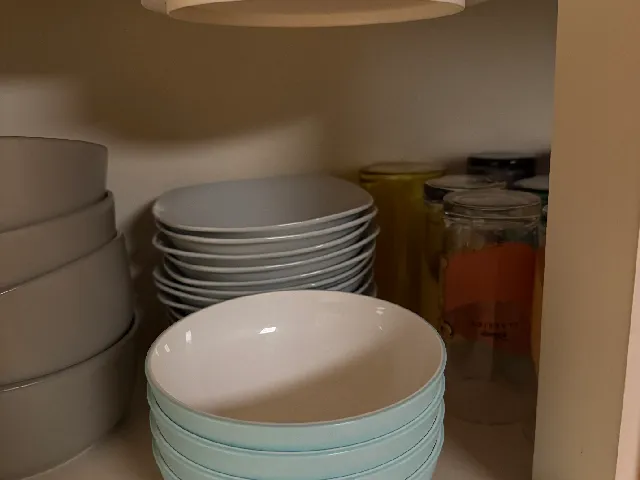 Tupperware Lid Holder