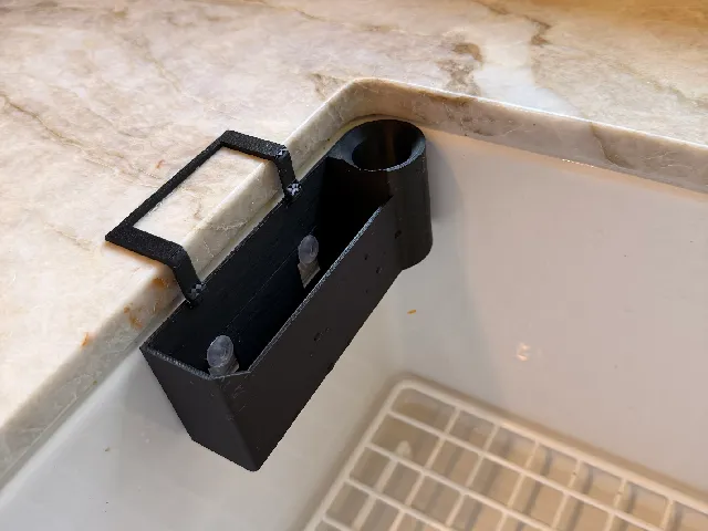 Simple Kitchen Sink Caddy