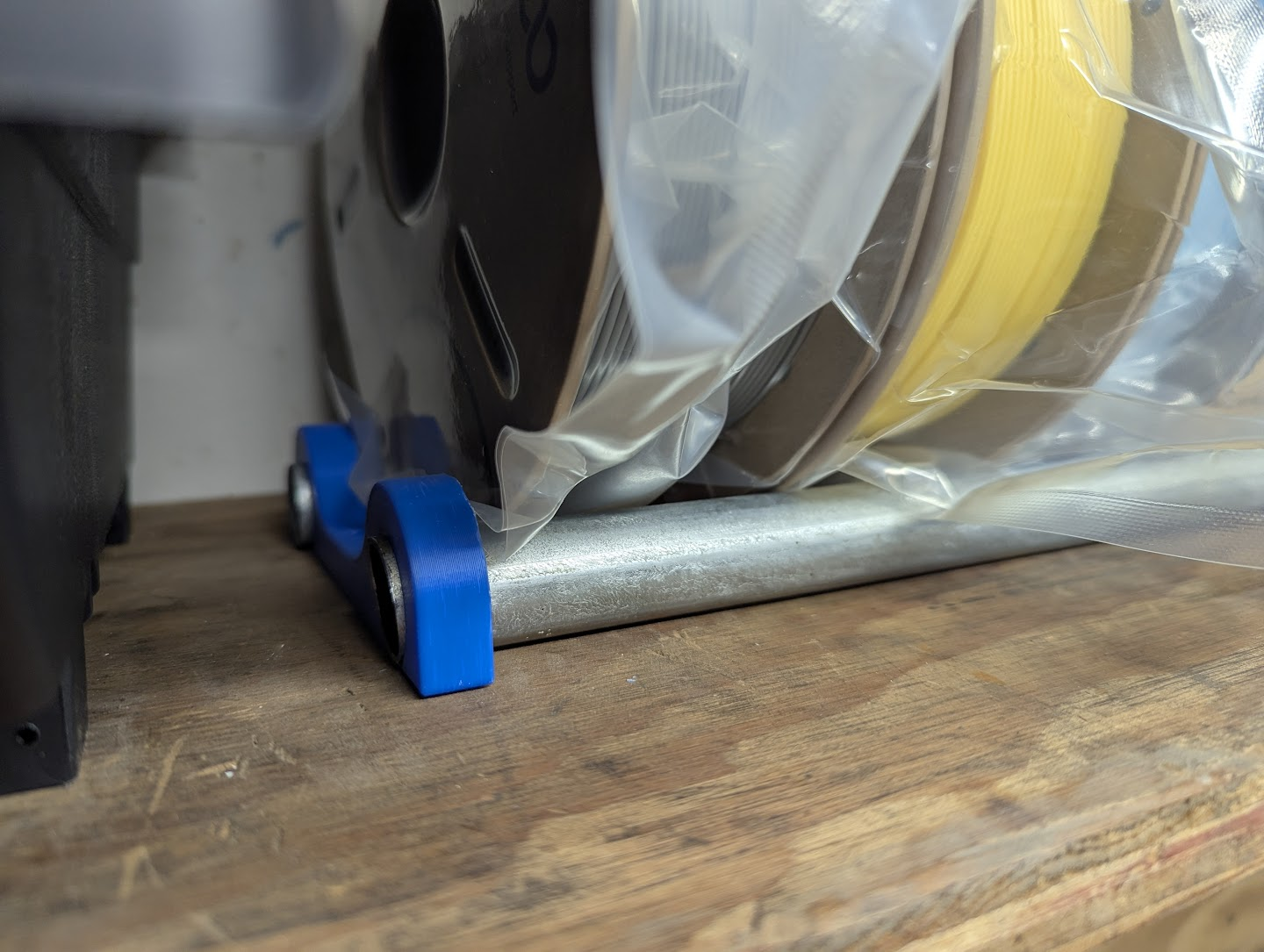 Spool filament storage rack for 3/4" EMT (Metal Conduit)