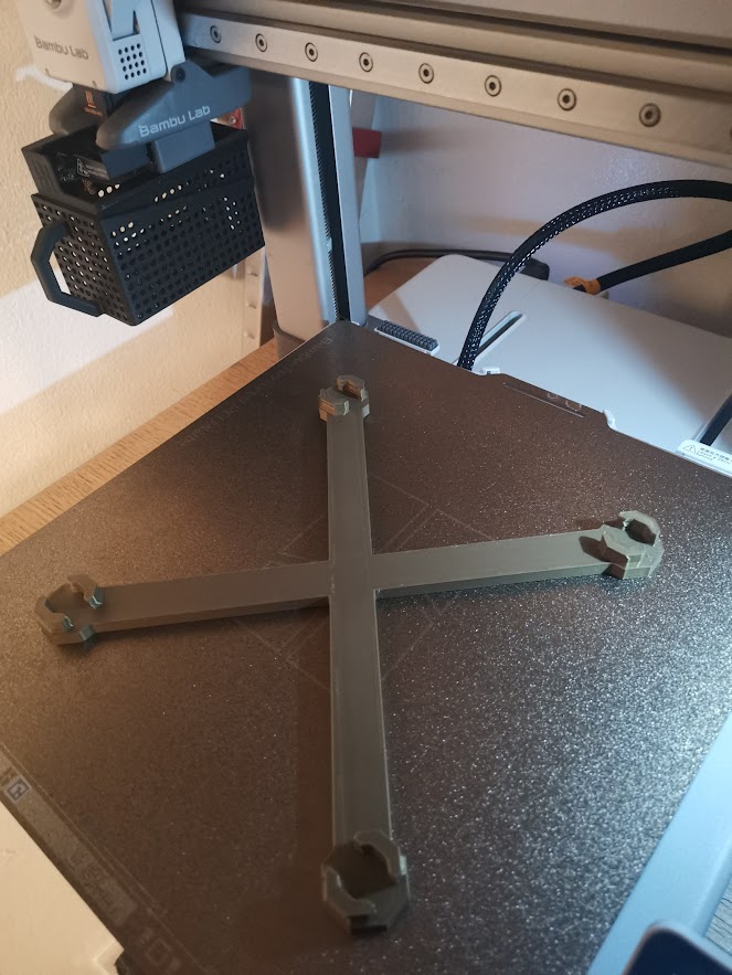 Multiboard Tile X Brace (for freestanding base - 9x9 grid)