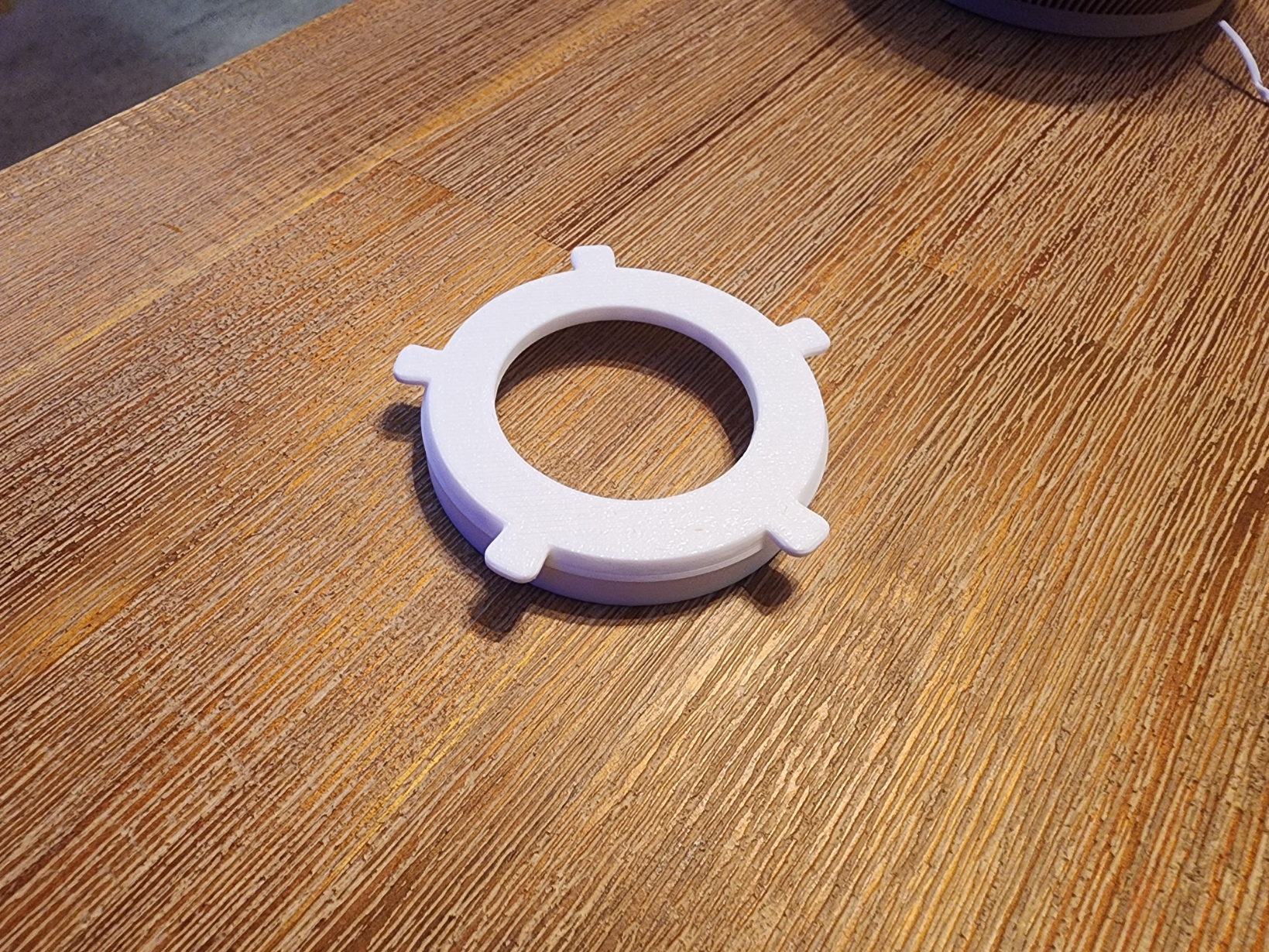 Adapter for a 60mm LED puck light