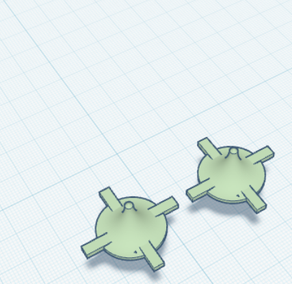 Battling spinning top
