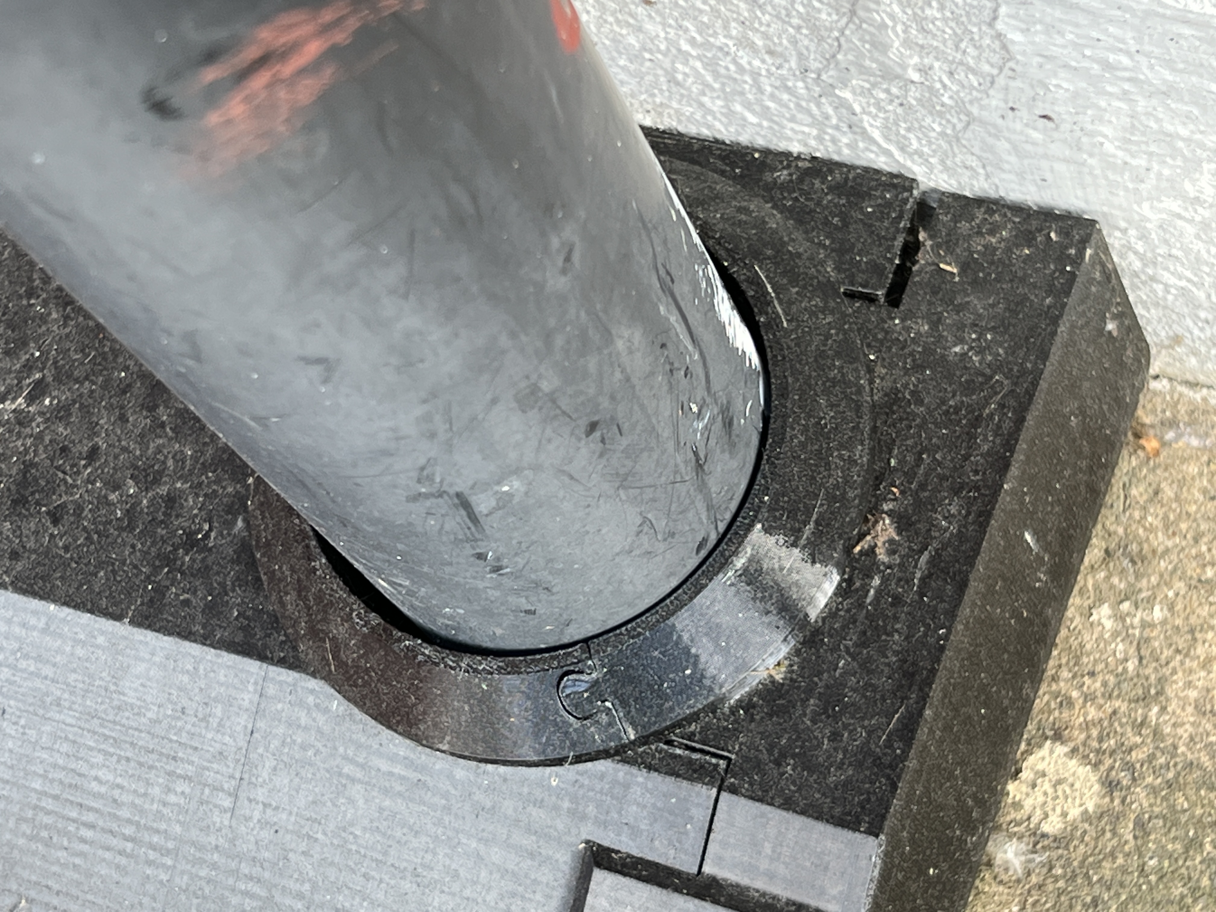 Downpipe leaf blocker ring.