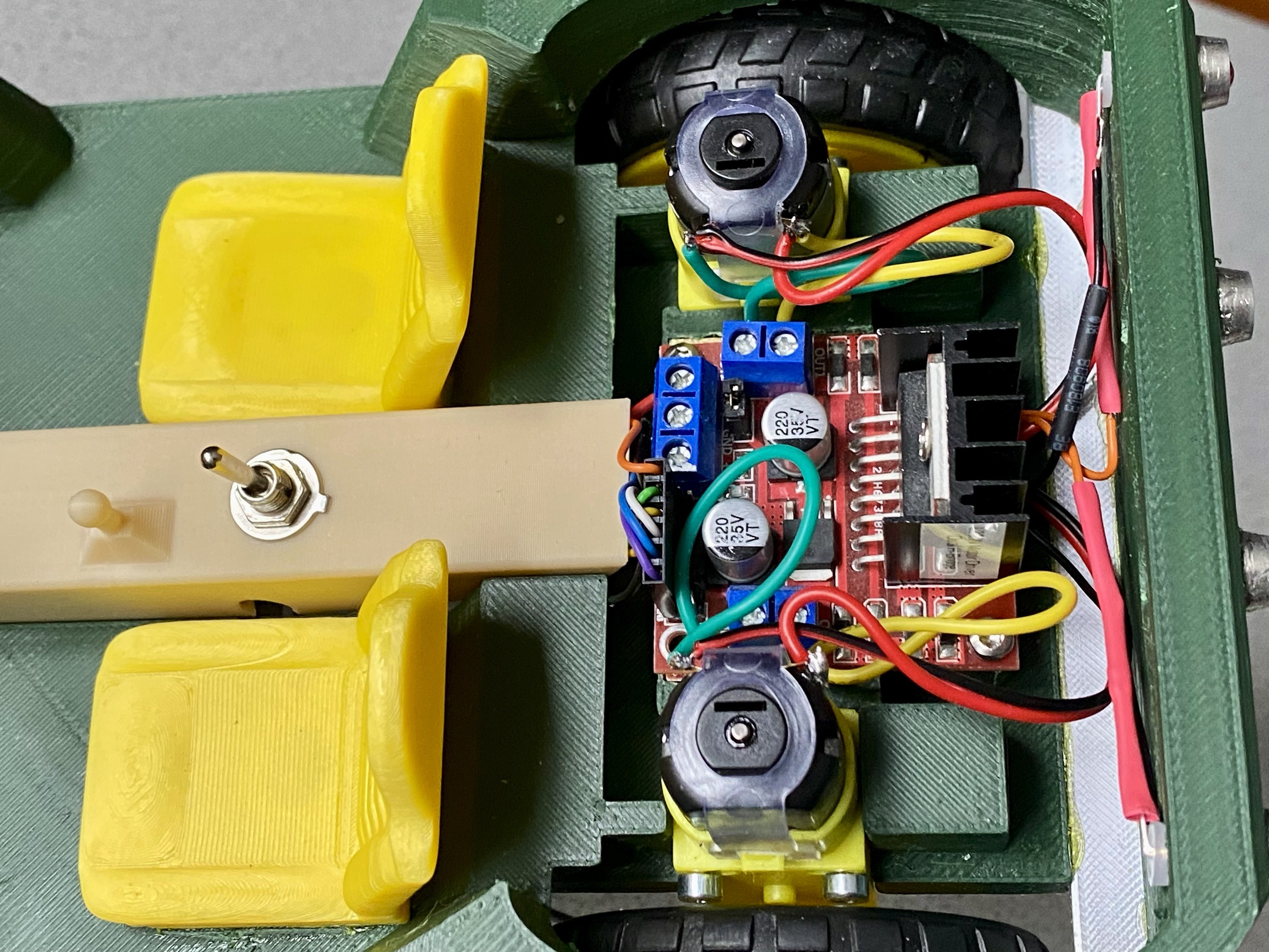 Functional RC-Car — thumbnail 8