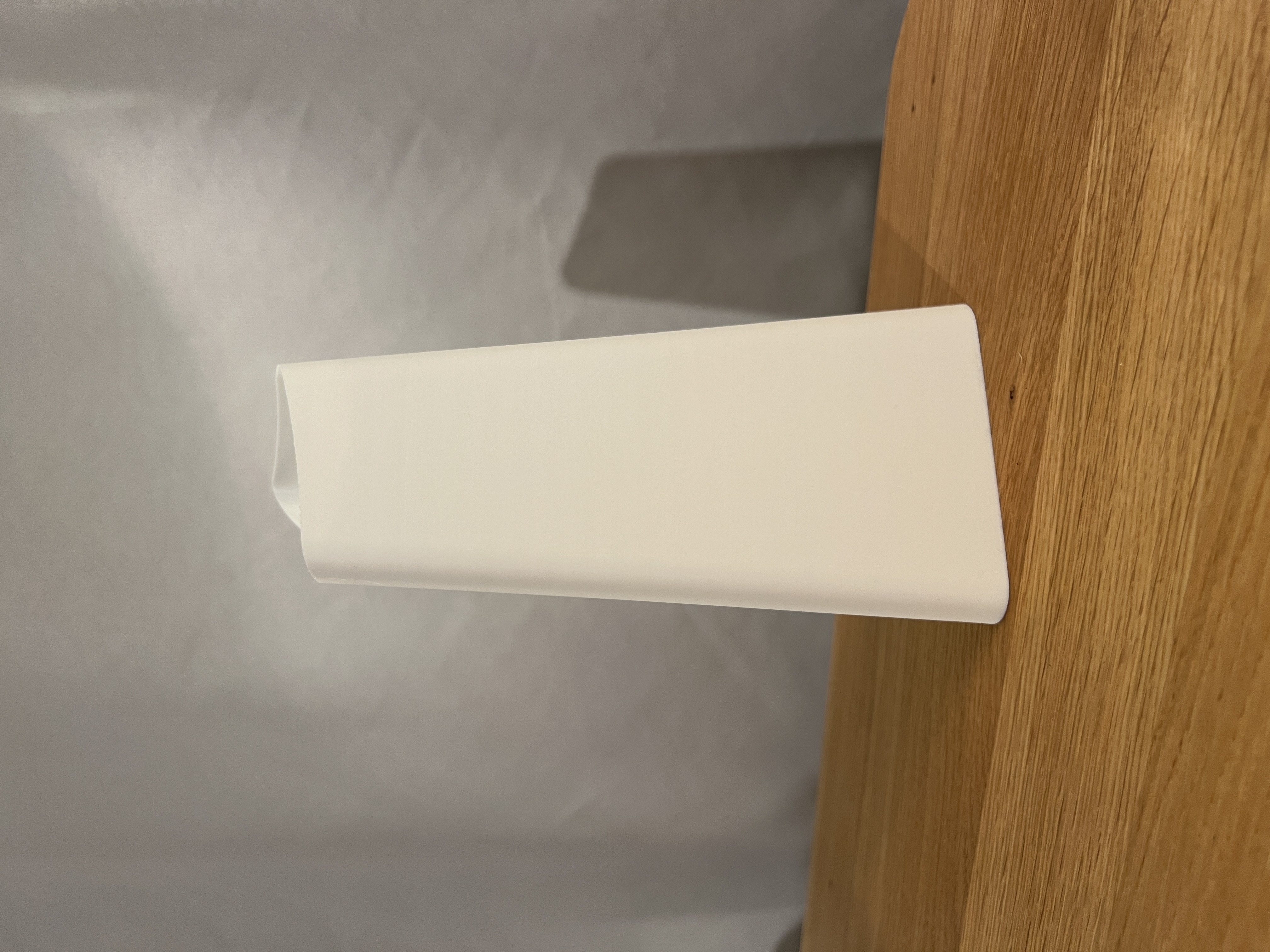 Miniatura 2 do modelo 3D Triangular Modern Vase