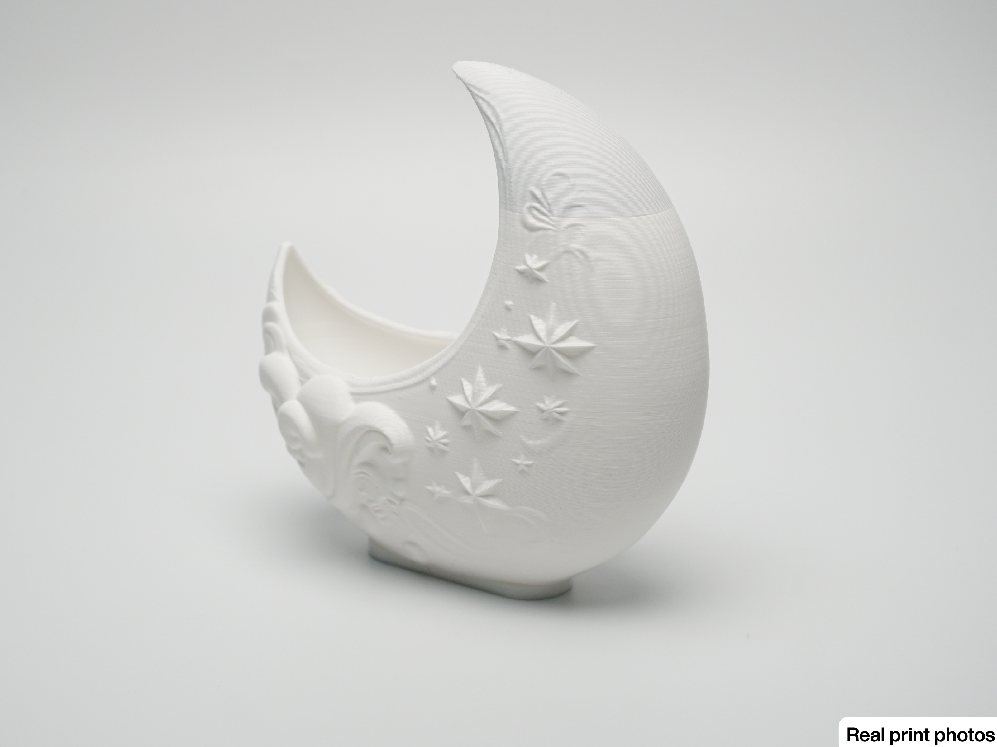 Miniatura 5 do modelo 3D Crescent Moon Planter