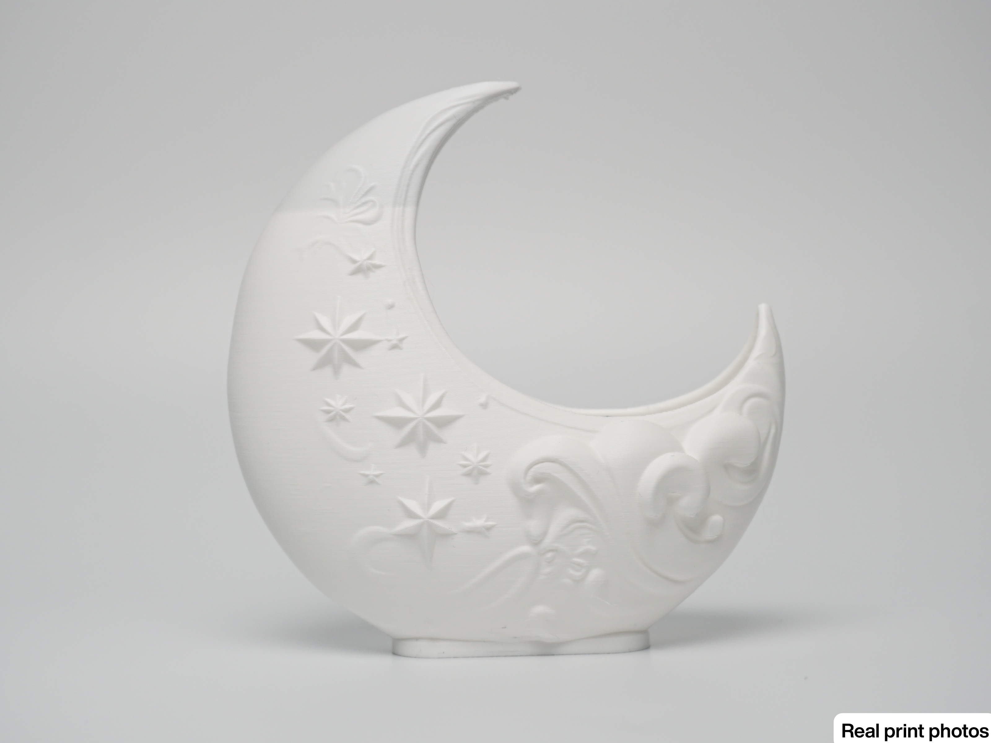 Miniatura 6 do modelo 3D Crescent Moon Planter