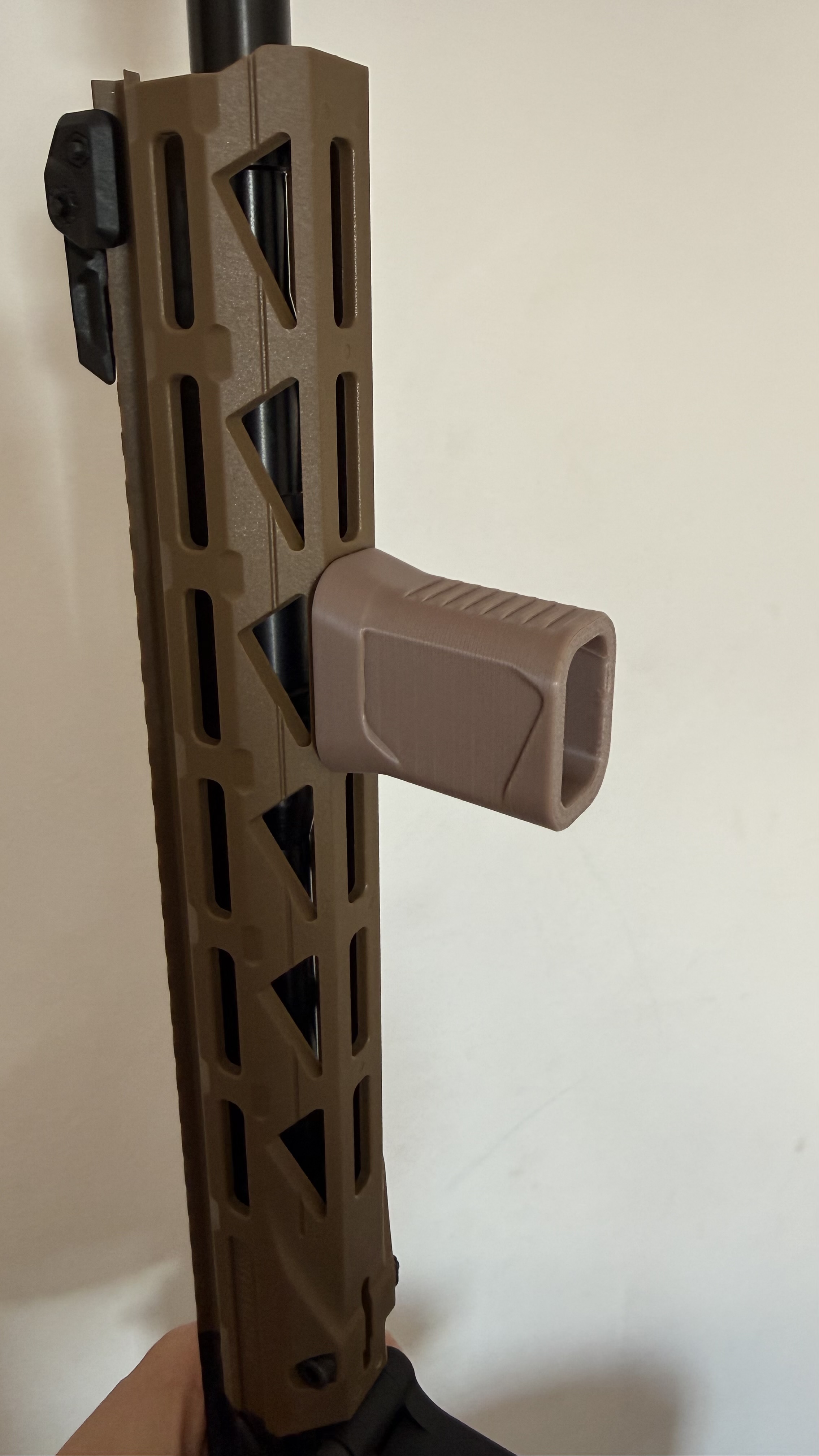 M-LOK Angled Vertical Foregrip – Short Tactical Grip (AR15 / Airsoft)