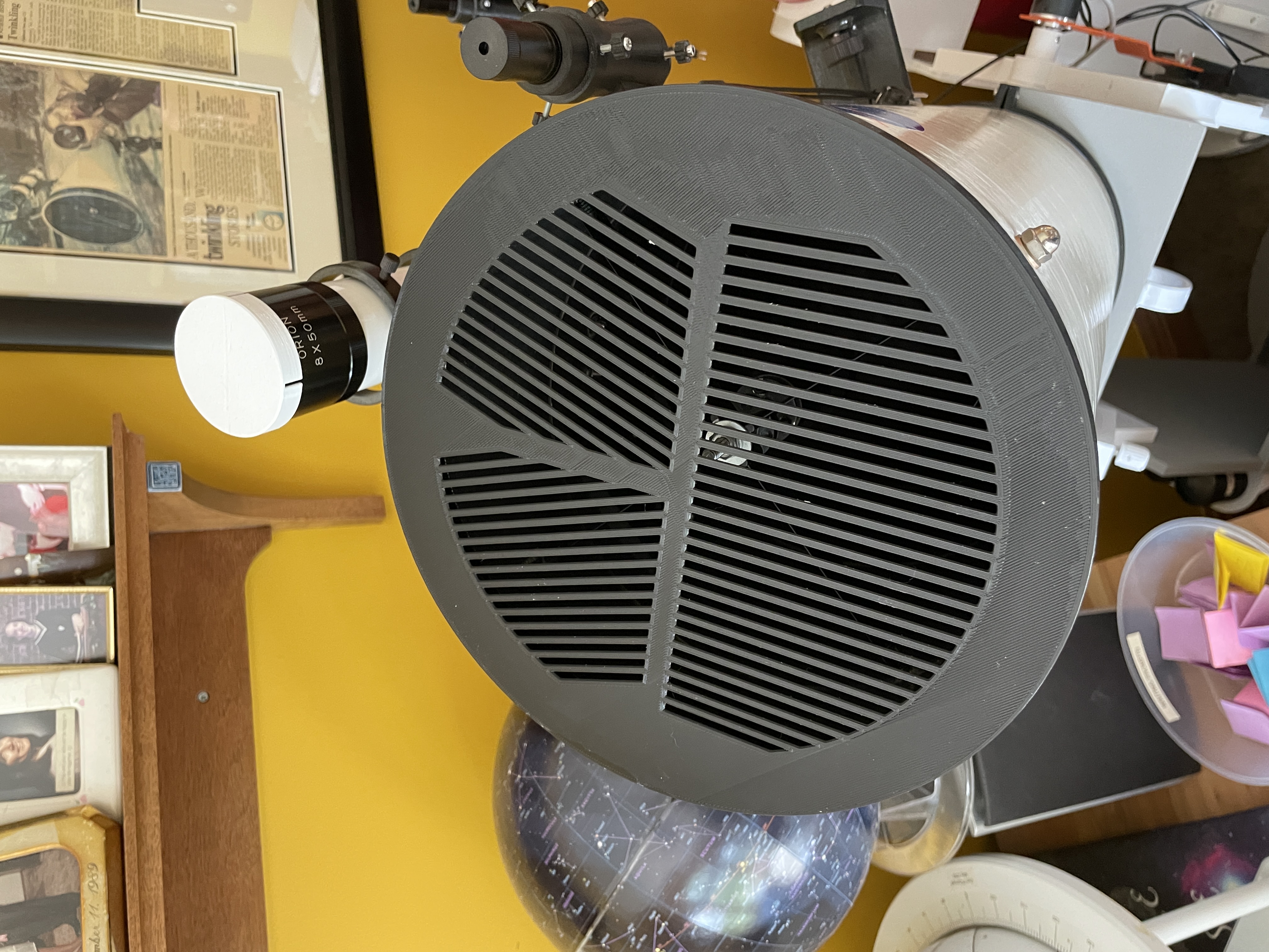 Bahtinov Mask for 8" f/6 telescope