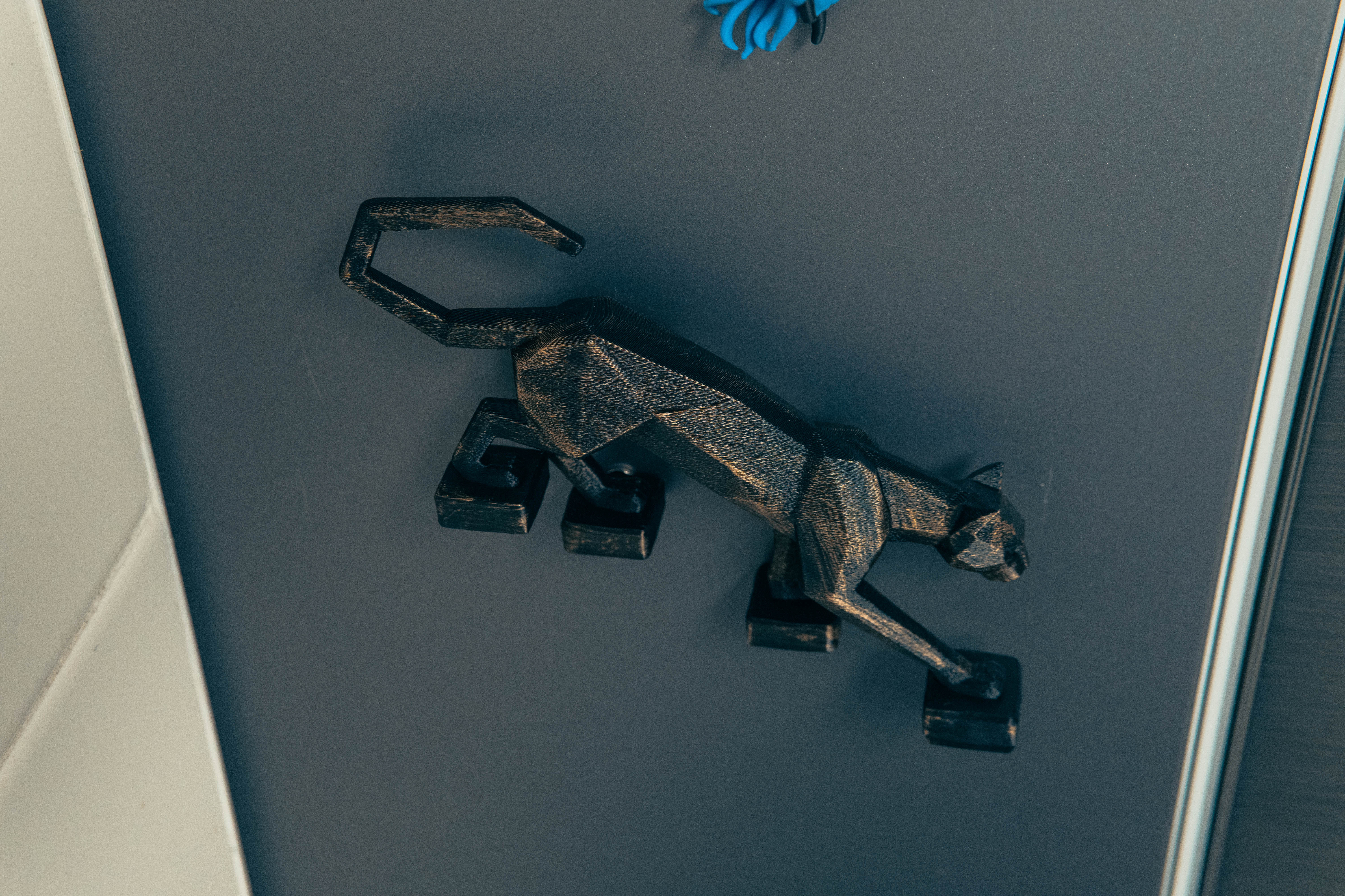 Miniatura 9 do modelo 3D Angular Panther with Floating Stairs