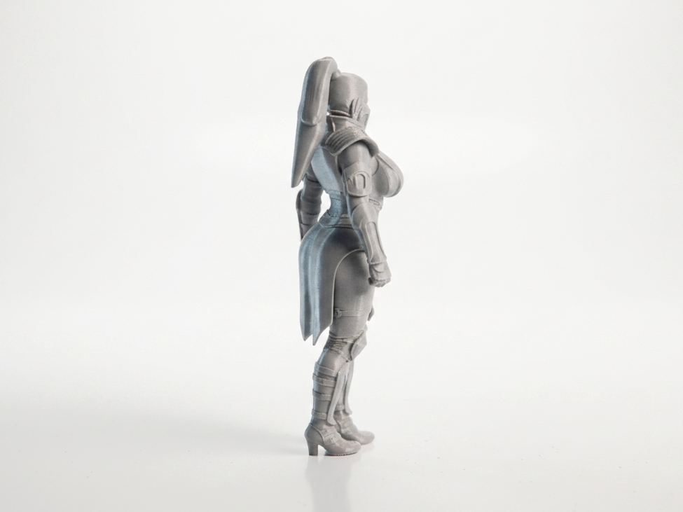 Busty Subzero Female Warrior Figurine 3D Printable — thumbnail 4