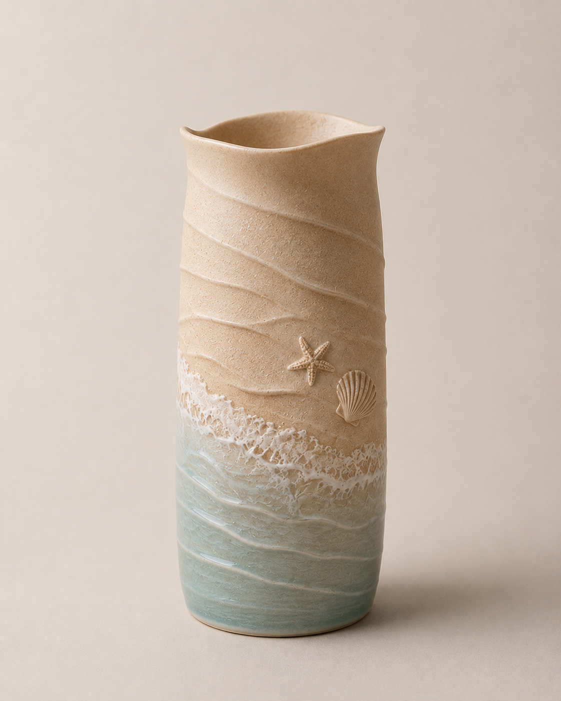 vase moderne avec motif de plage ou mer
