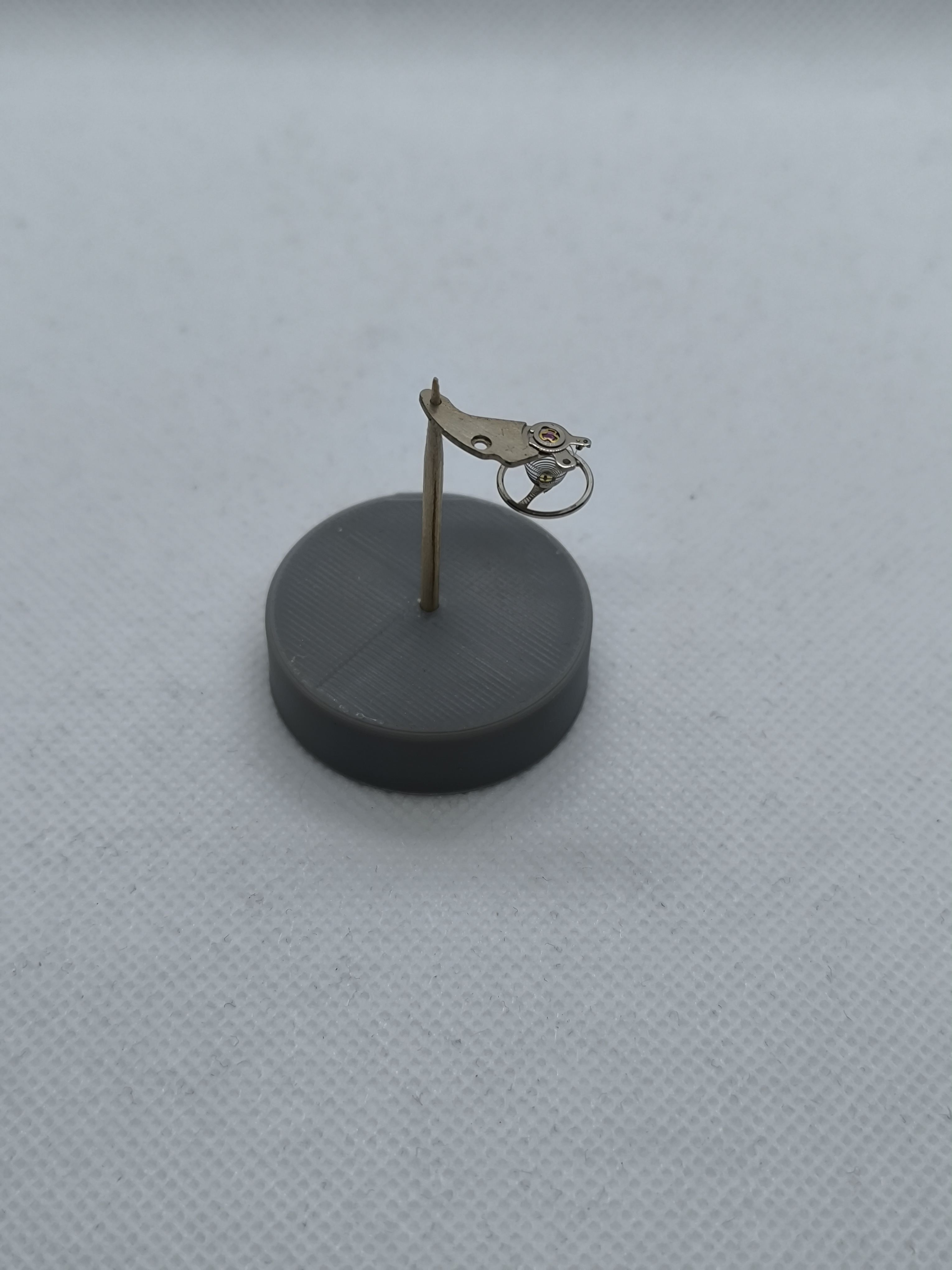 Balance tack (watchmaker)