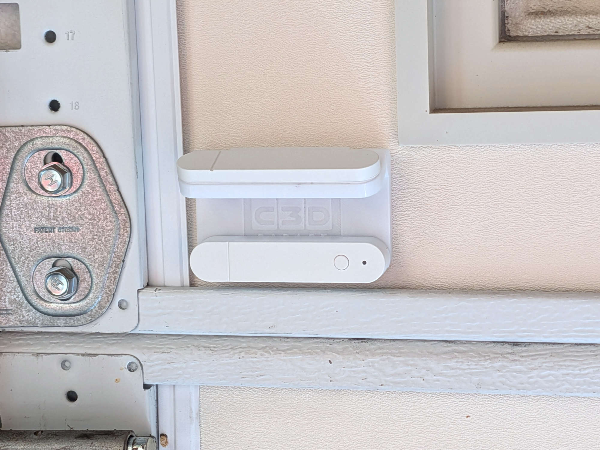 Garage Door Sensor Hinge for Ikea Myggbett - Print In Place — thumbnail 10