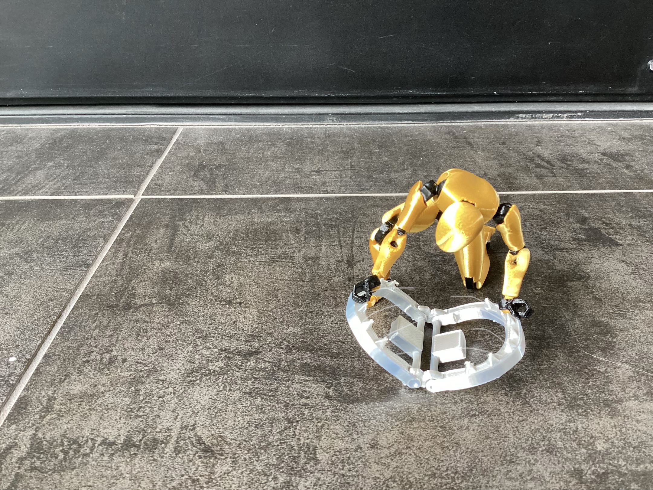 Miniatura 4 do modelo 3D Hinged Mini Beartrap