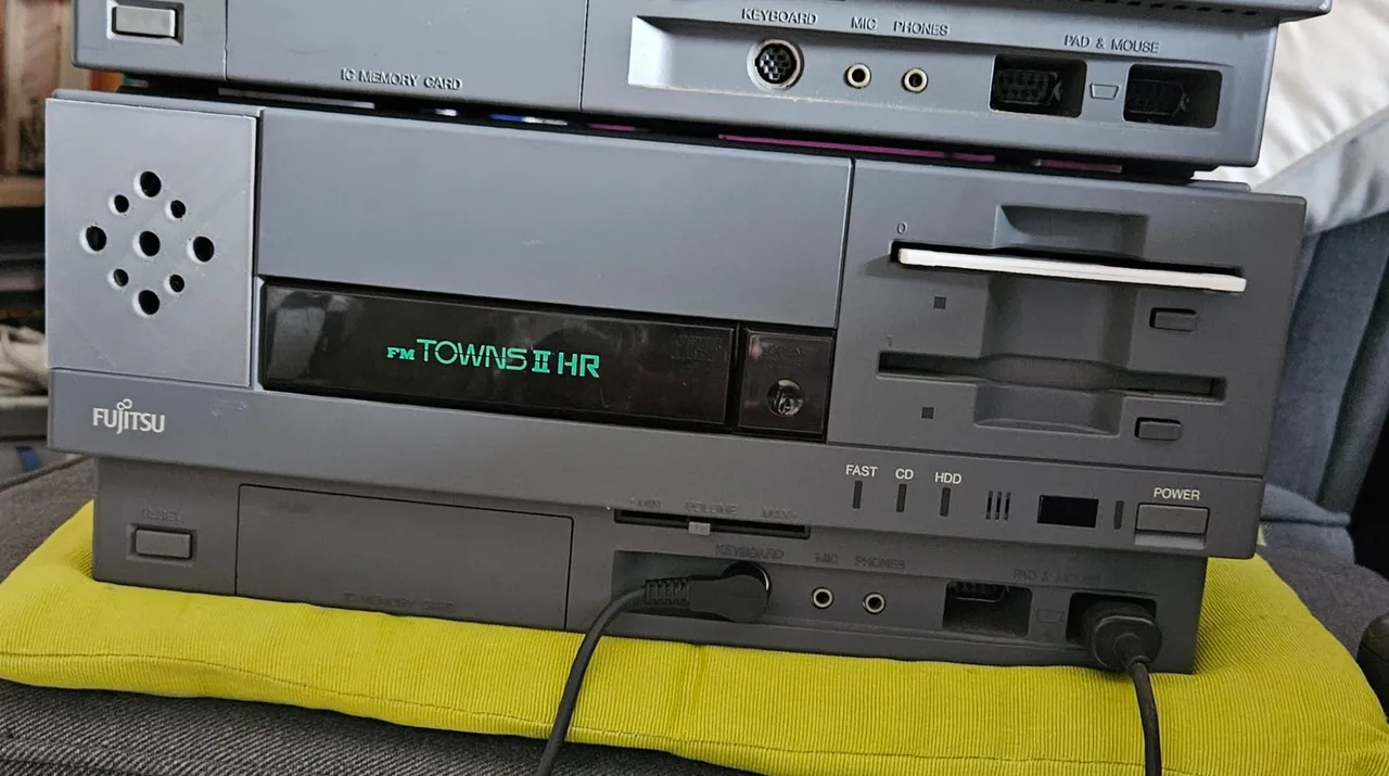 FM Towns II HR - Speaker Cover by sascha.galla | Download free STL