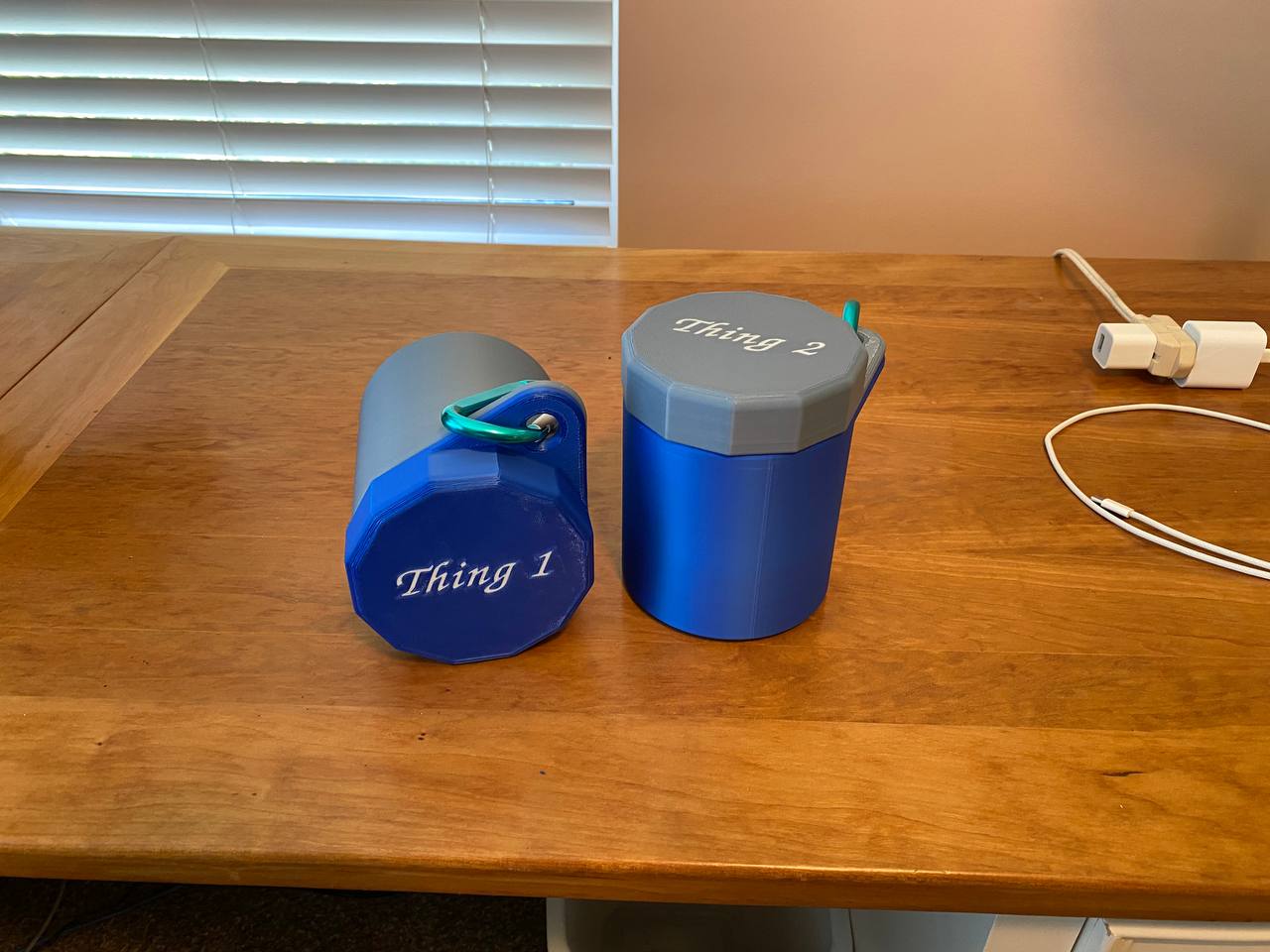 Backpacking Carabiner Container — miniatura 4