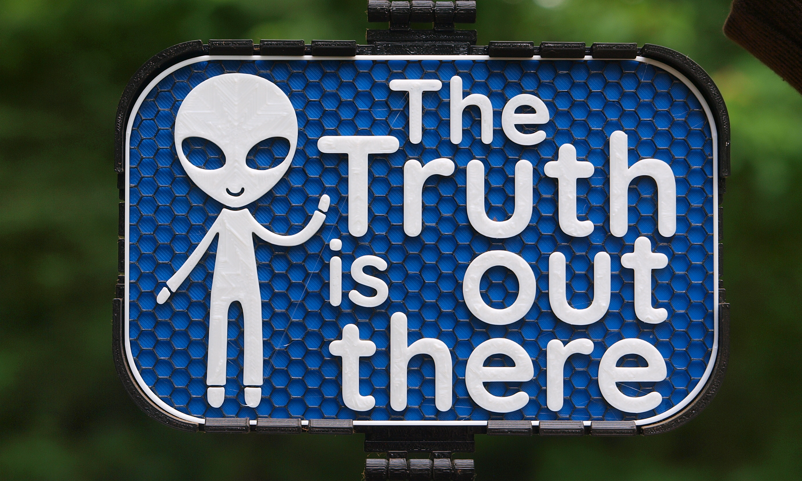 The Truth is Out There sign