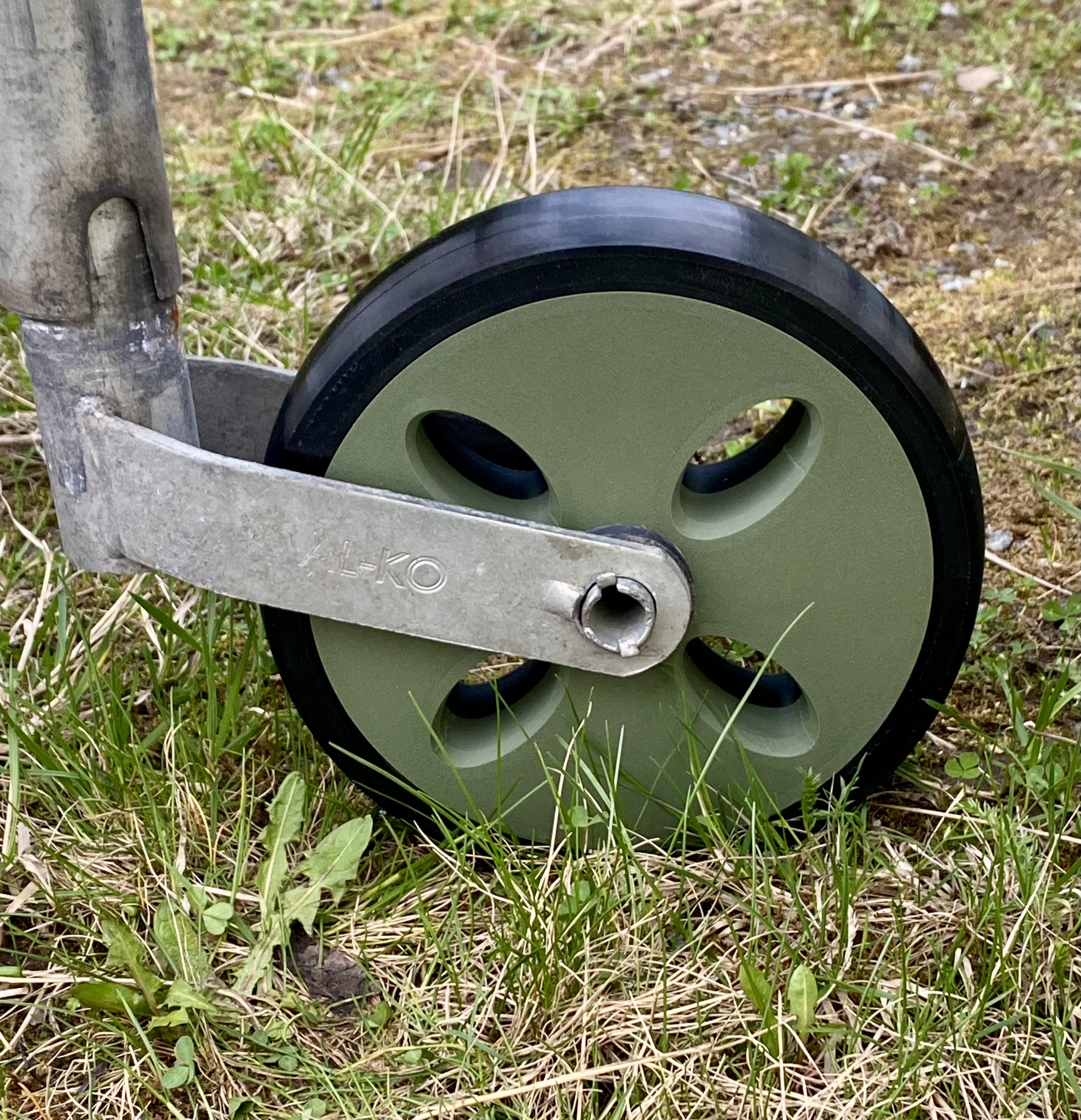 Trailer wheel replacement - very strong