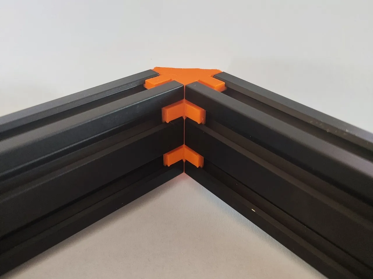 CORNER,THEMODS レコード Ford Cargo Area Dividers Ebony, LB5Z-7845522-KD | Levittown Ford