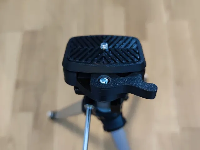 Tripod quick release adapter