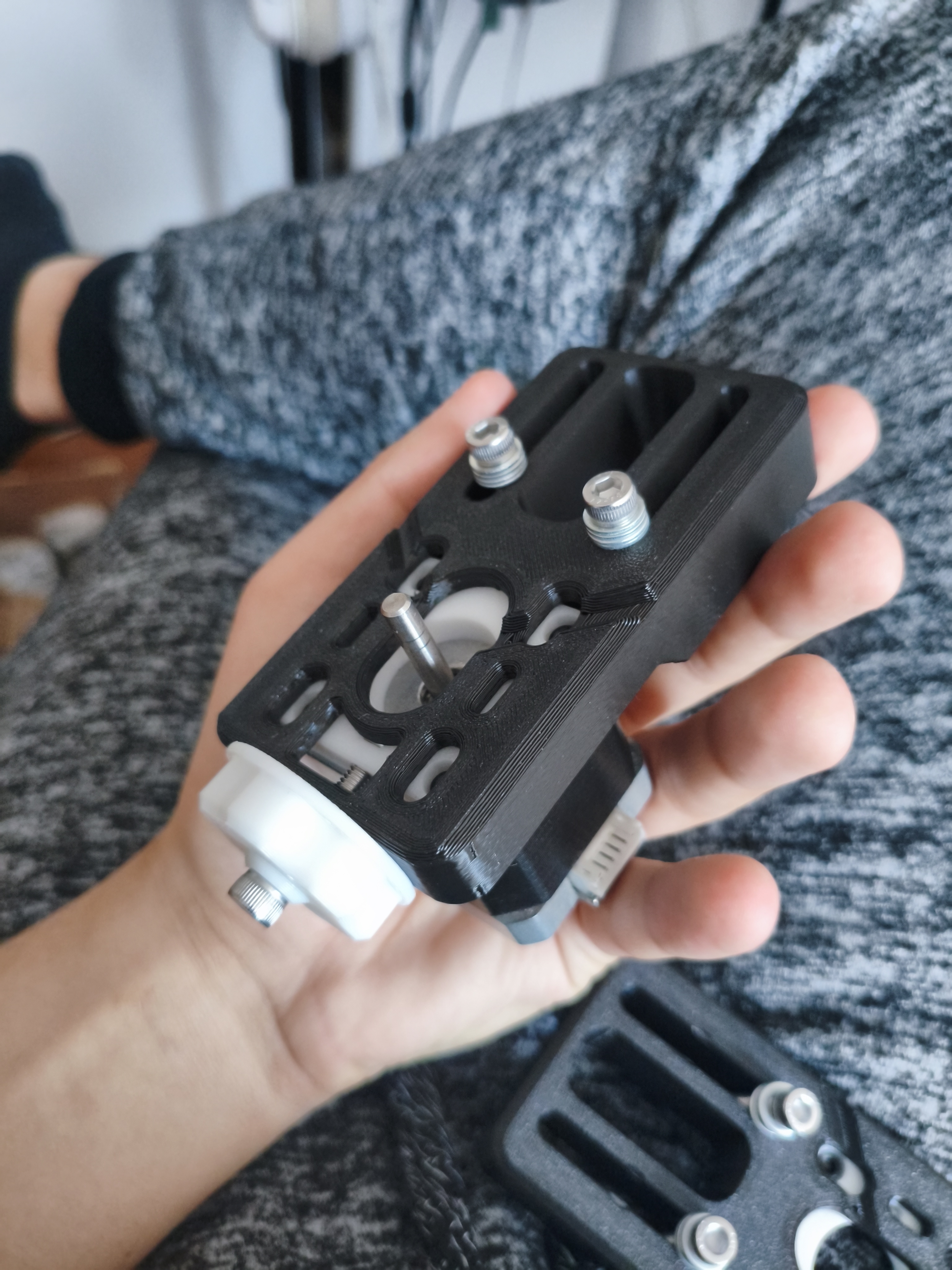 NEMA 17 motor mount for 40x40 extrusion - from Belter Ender 3