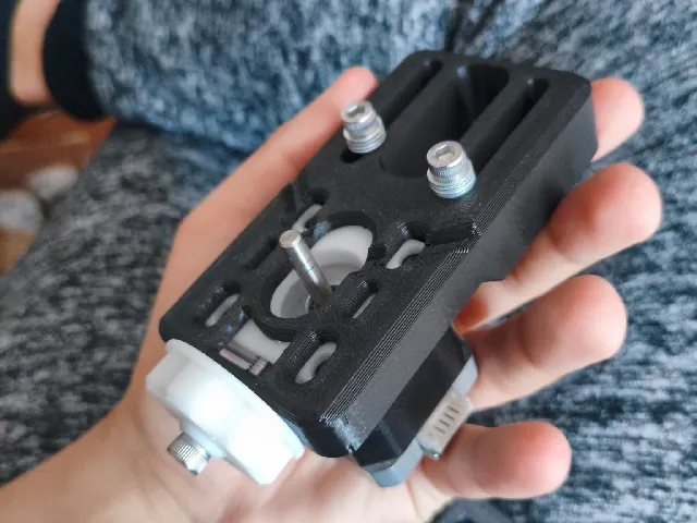 NEMA 17 motor mount for 40x40 extrusion - from Belter Ender 3