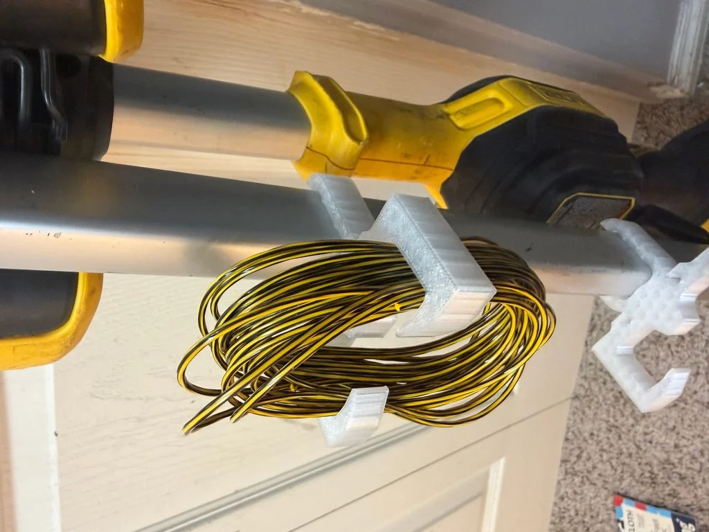DeWalt Trimmer Line Holder Clip – Rectangular Shaft