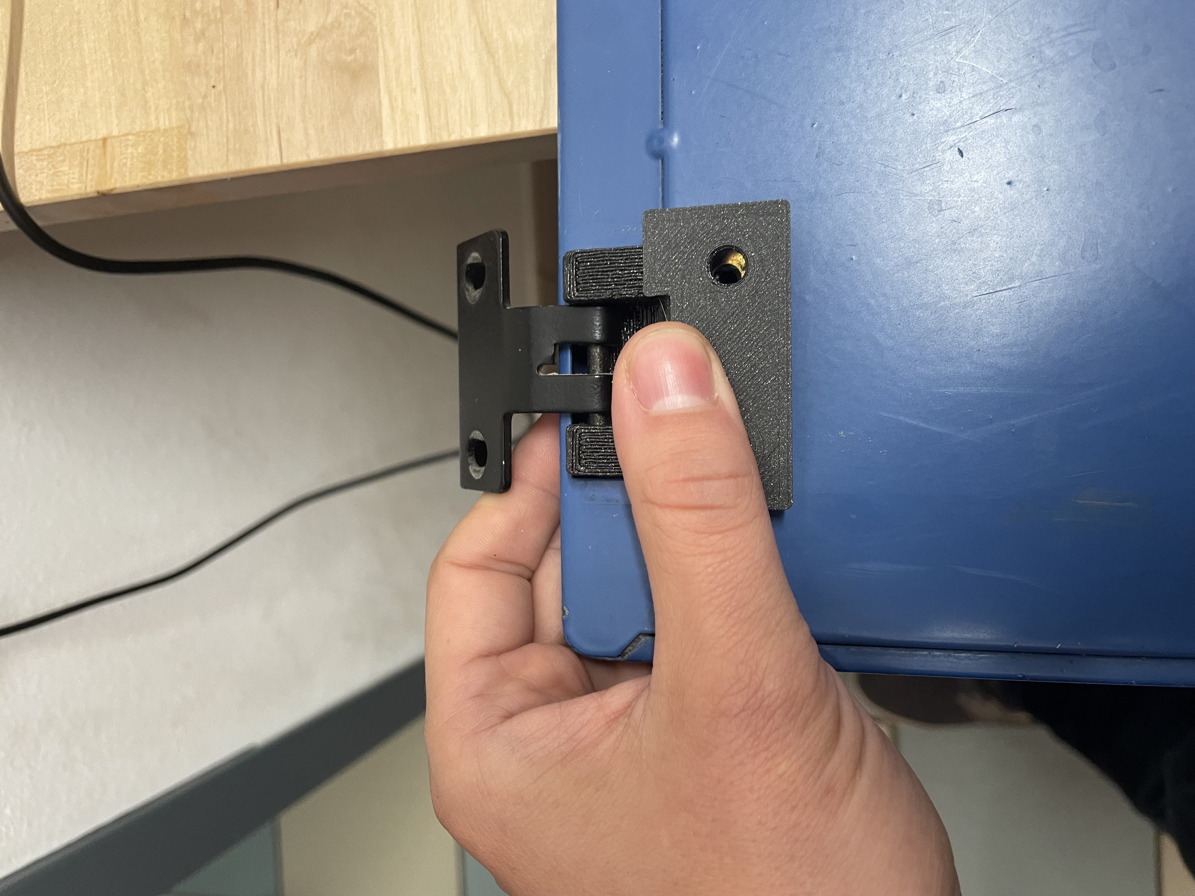 Hinge Replacement Half for Old Locker Cabinets