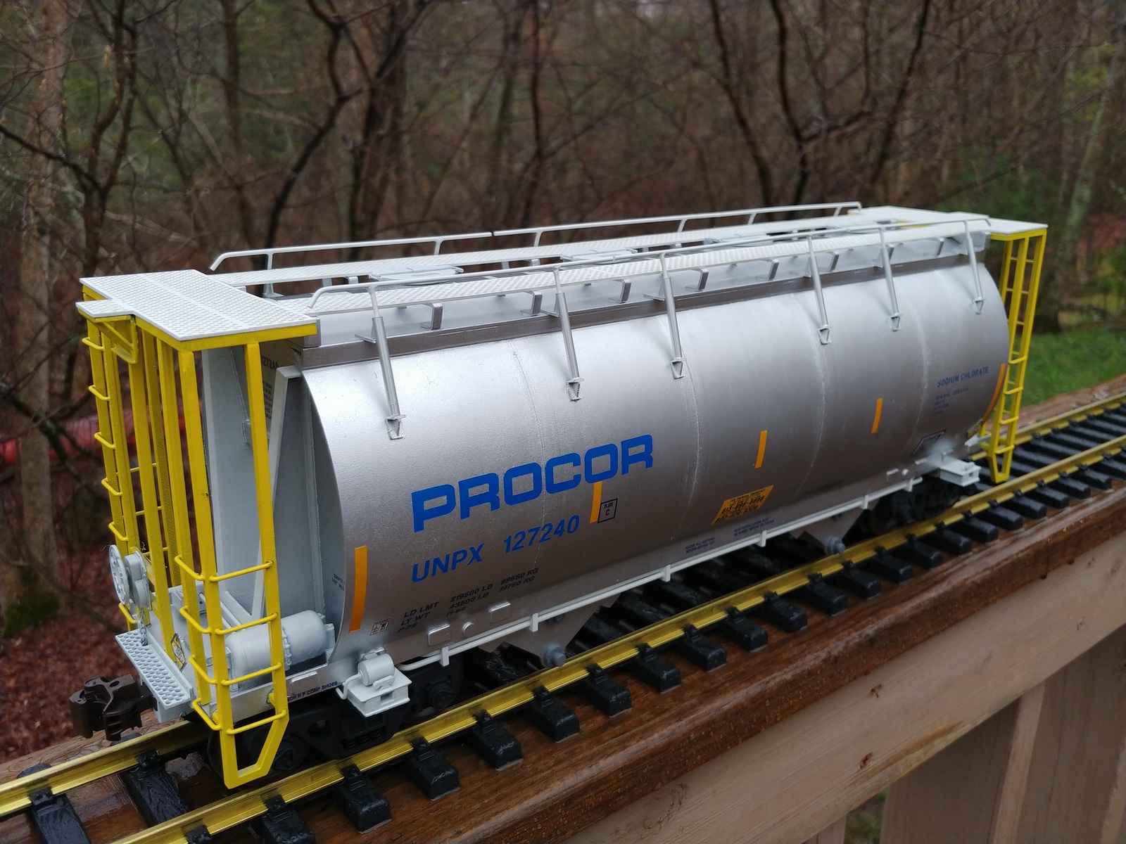 Procor 3000cf Sodium Chlorate hopper for your Garden Railroad - 1:29 Scale
