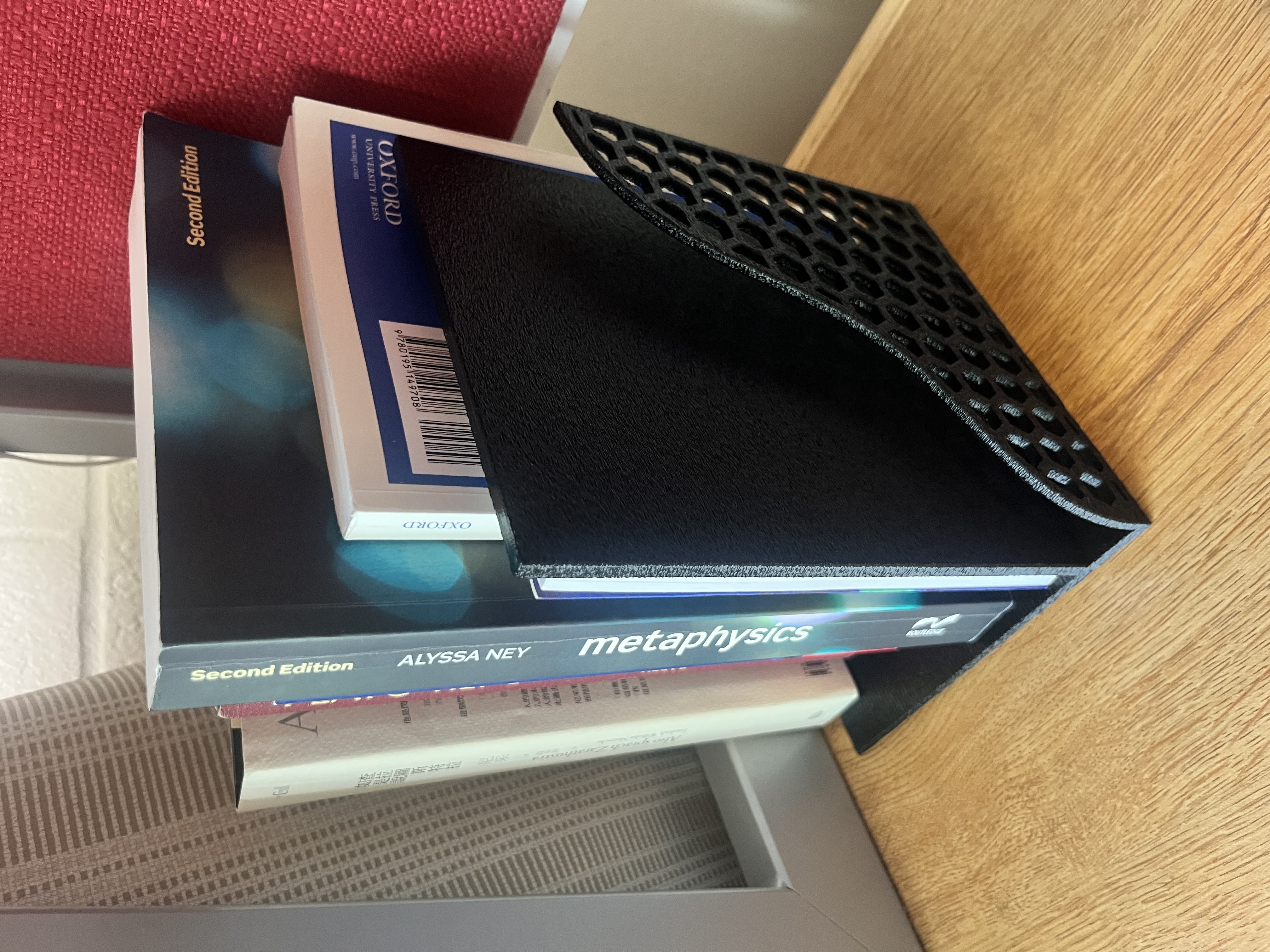 Artistic bookholder + computerholder