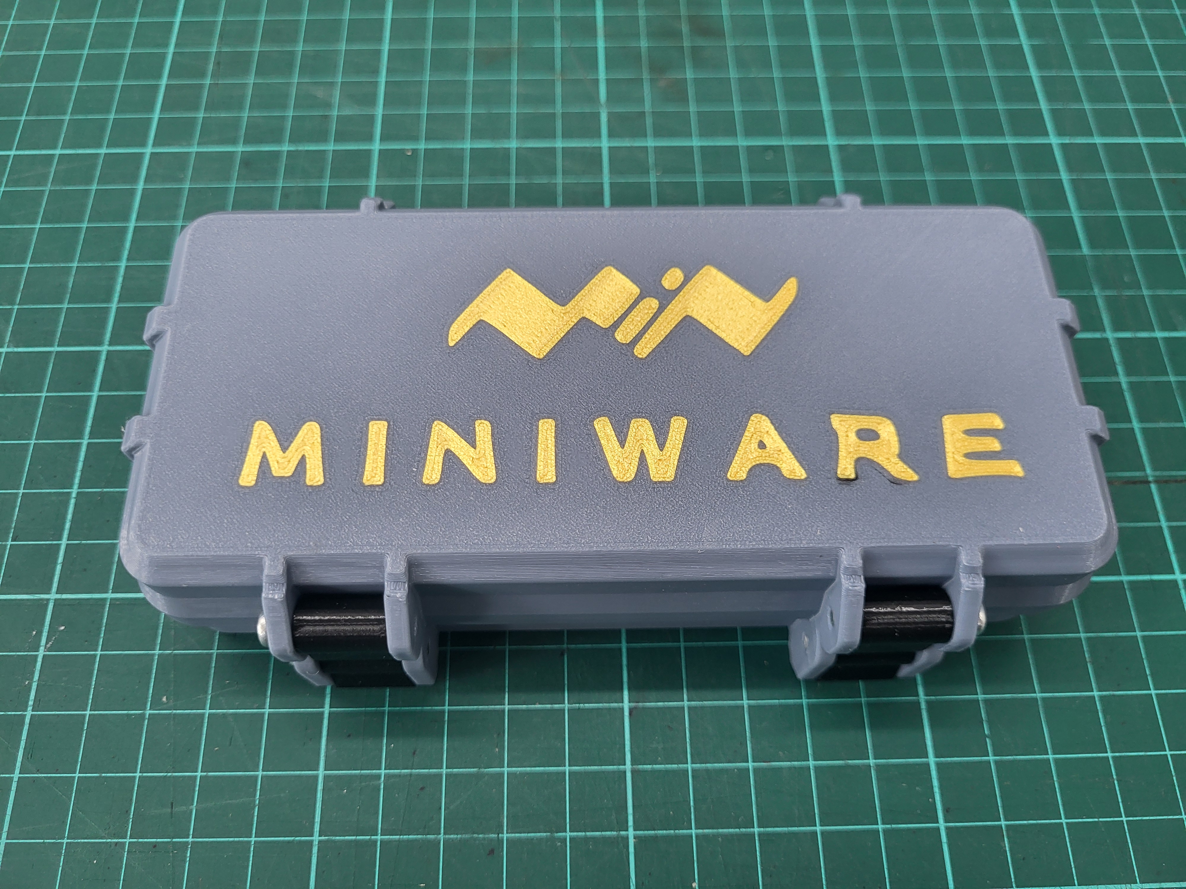 TS101 Slim Minimalistic Rugged Box