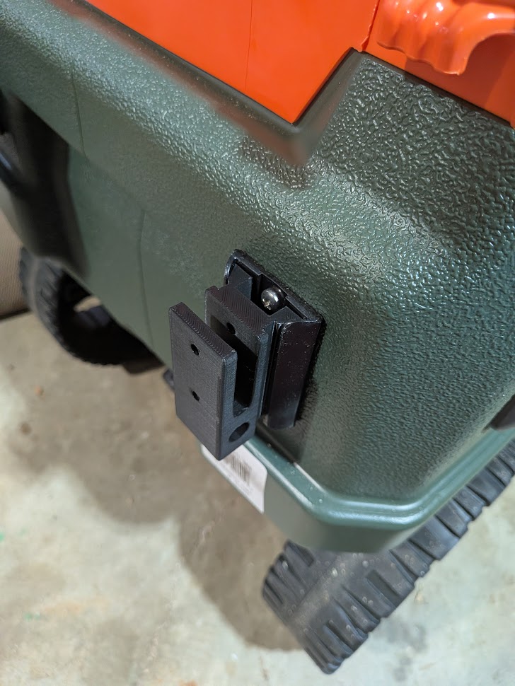 Cooler Clip for Igloo Trailmate Journey
