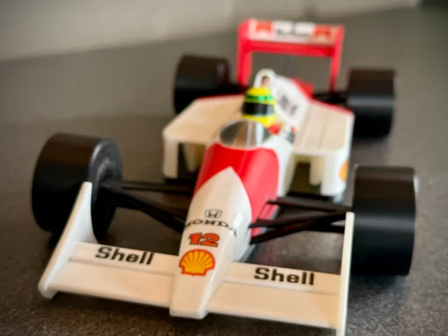 McLaren MP4/4 is a F1