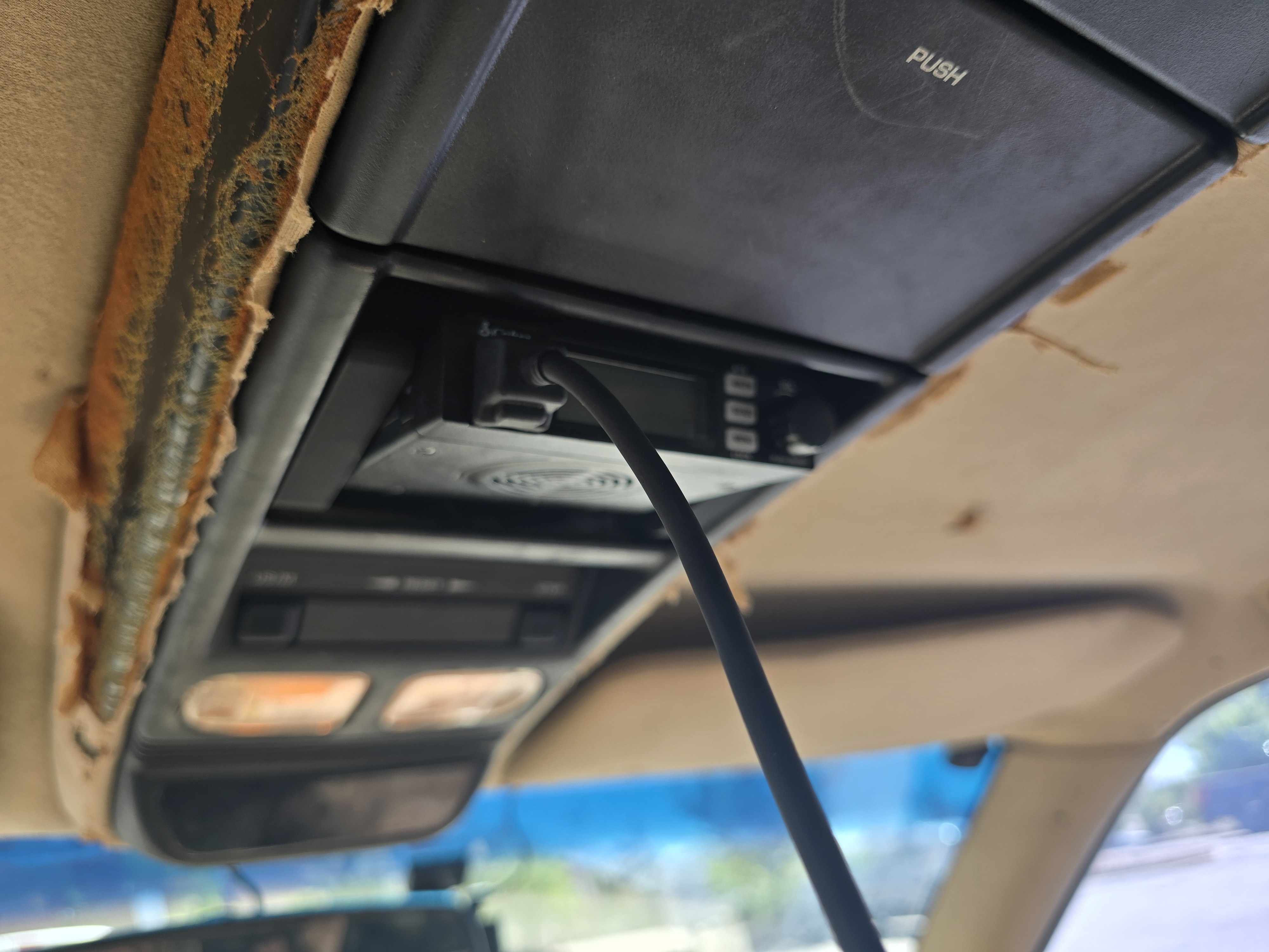 Jeep ZJ/ XJ Overhead console Cobra Mini 19 radio mount